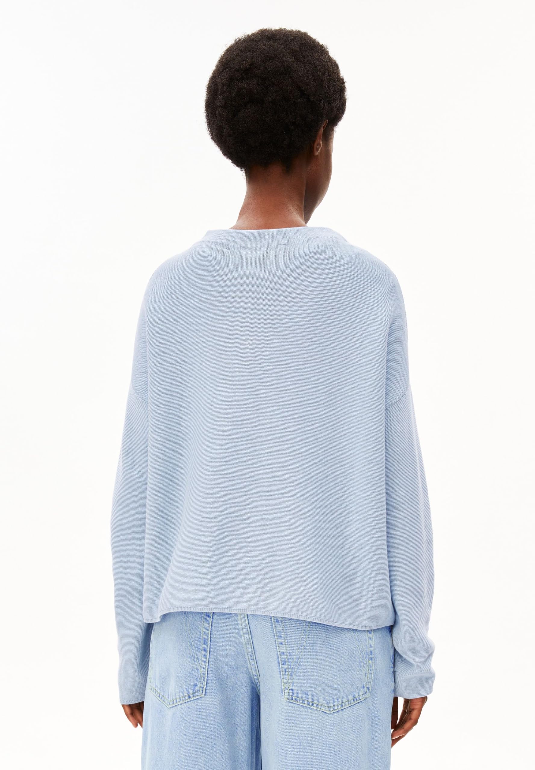 ARMEDANGELS Jersey de punto para mujer de 100% algodón orgánico MERINAA izquierdo, corte holgado