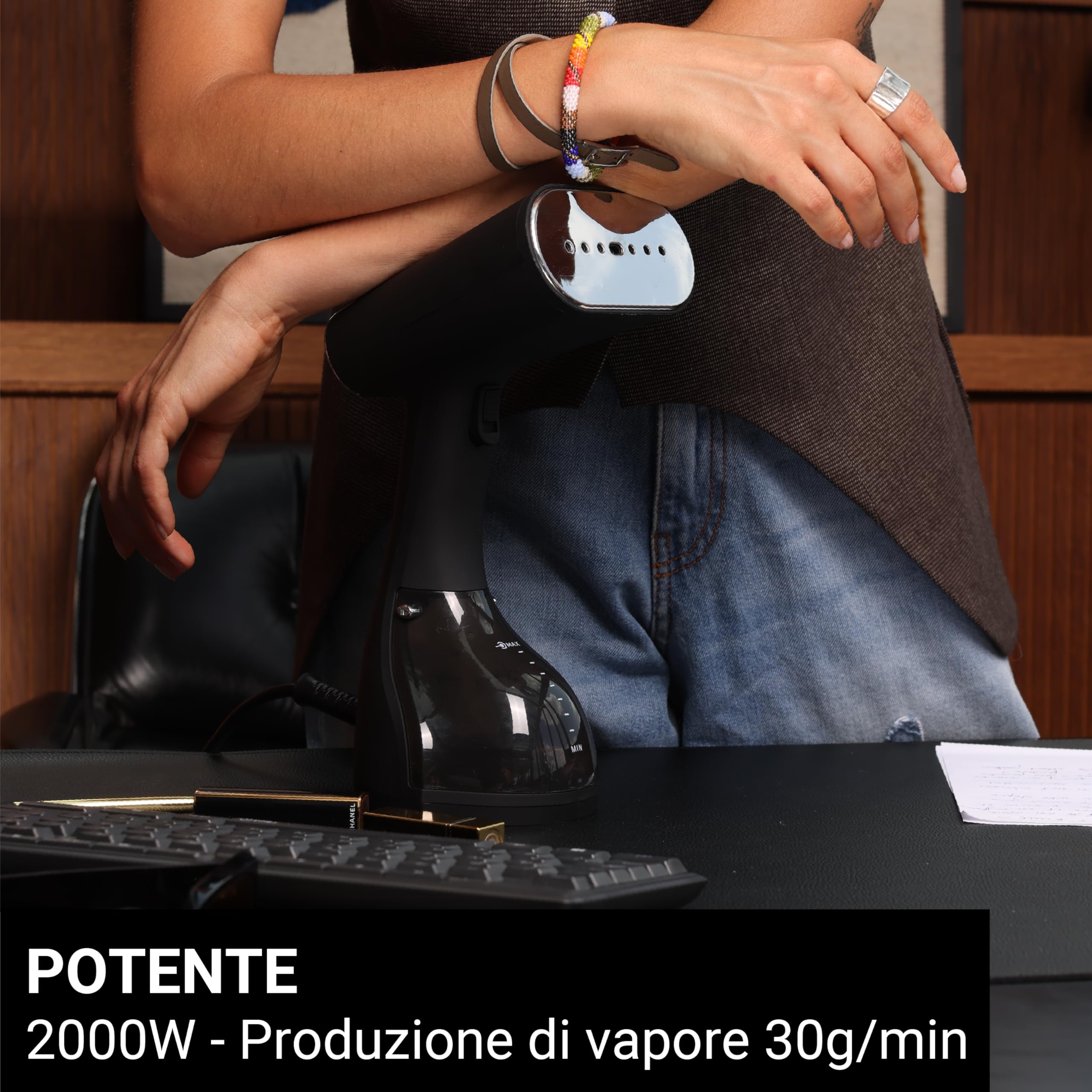 STEAMONE - Steamer Stiratore a vapore 2000W 30g/min - Ferro portatile - Capacità 260 ml - Elimina il 99,99% delle impurità - Pronto in 30 secondi - Cavo da 2 m - Formato compatto - EUST260BV2