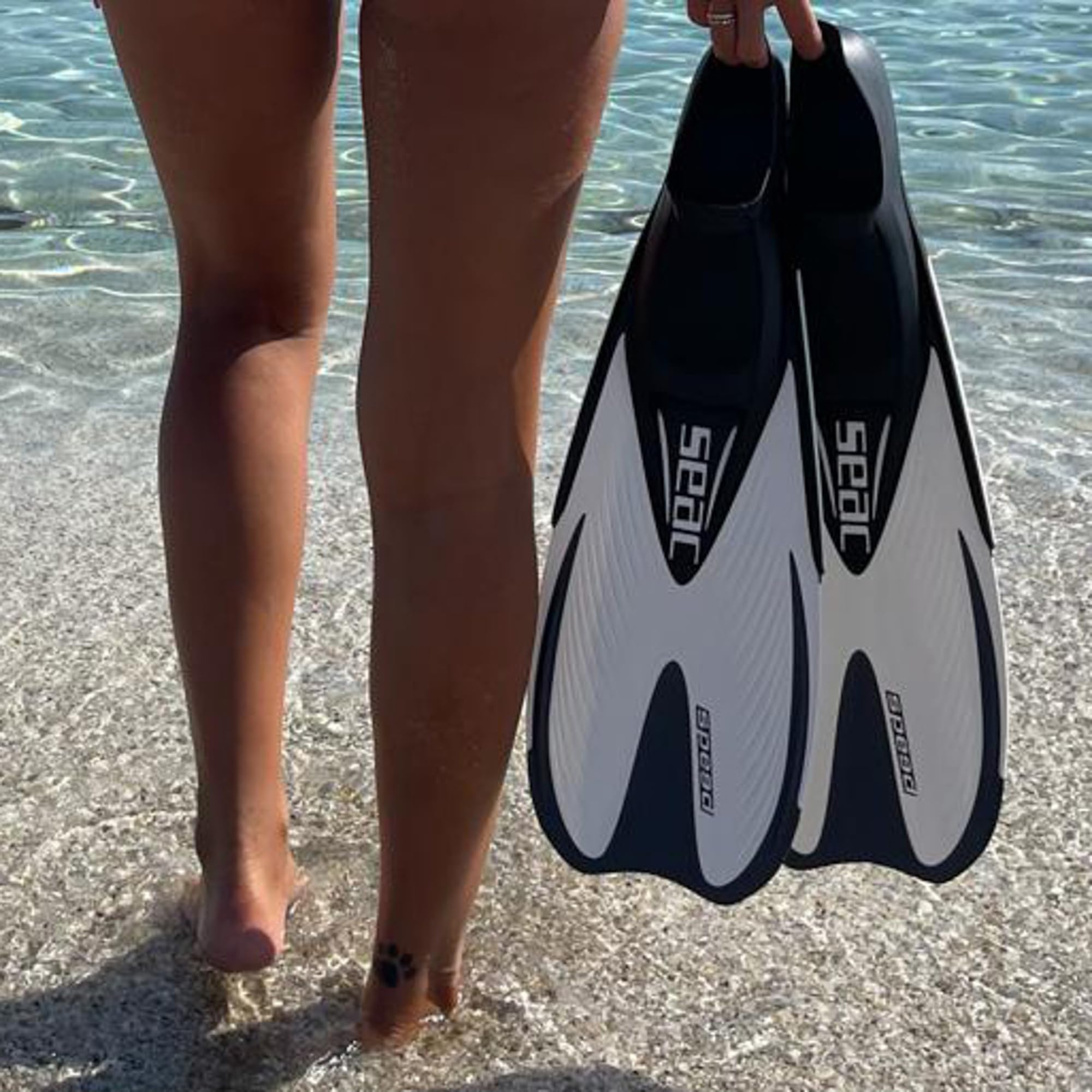Seac Speed, Aletas de Snorkel para Mujeres, Hombres y niños con calzante Cerrado