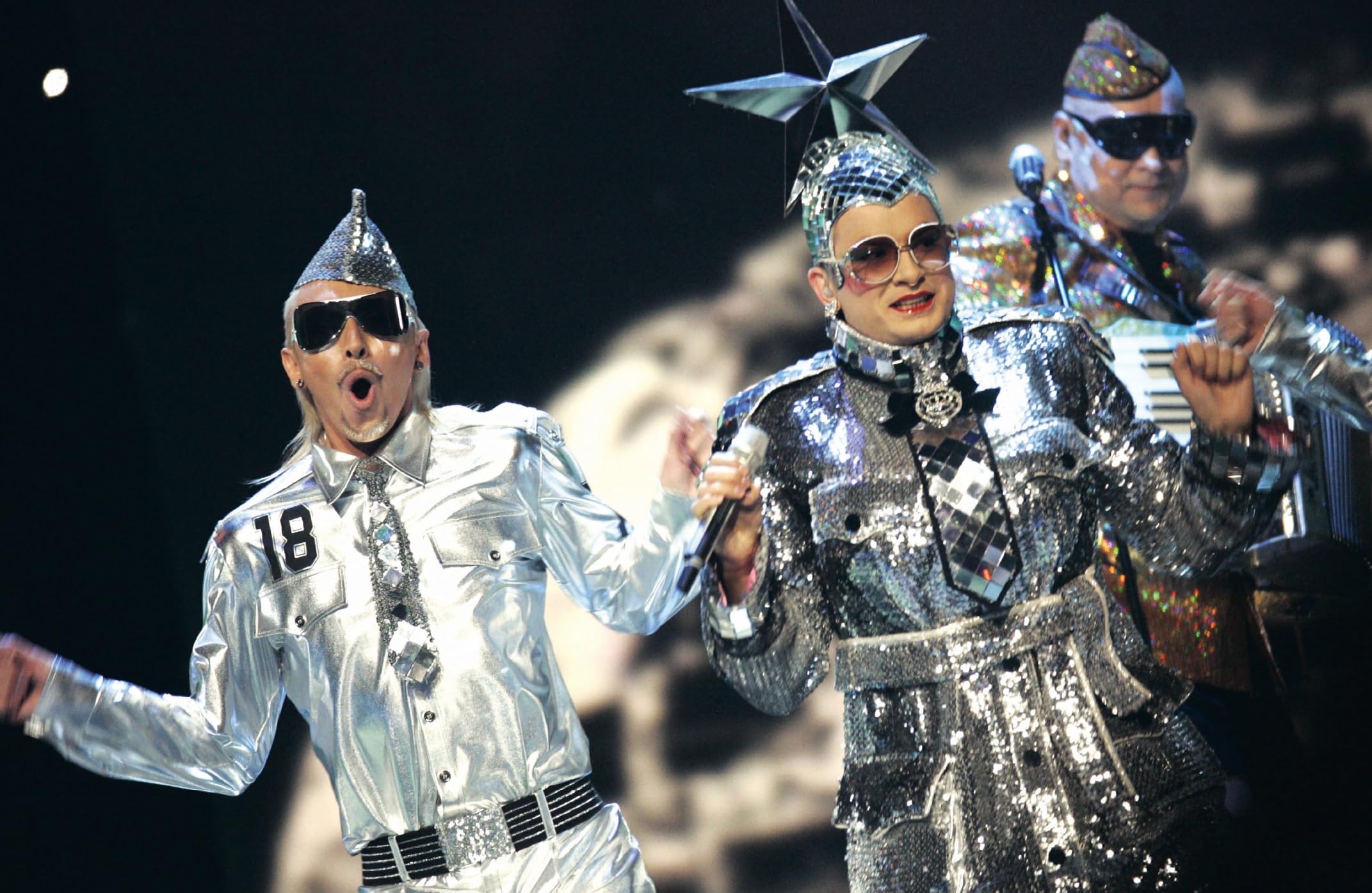 Eurovision: The Official Visual History, Celebrating Seventy Years of Eurovision (BBC Books)