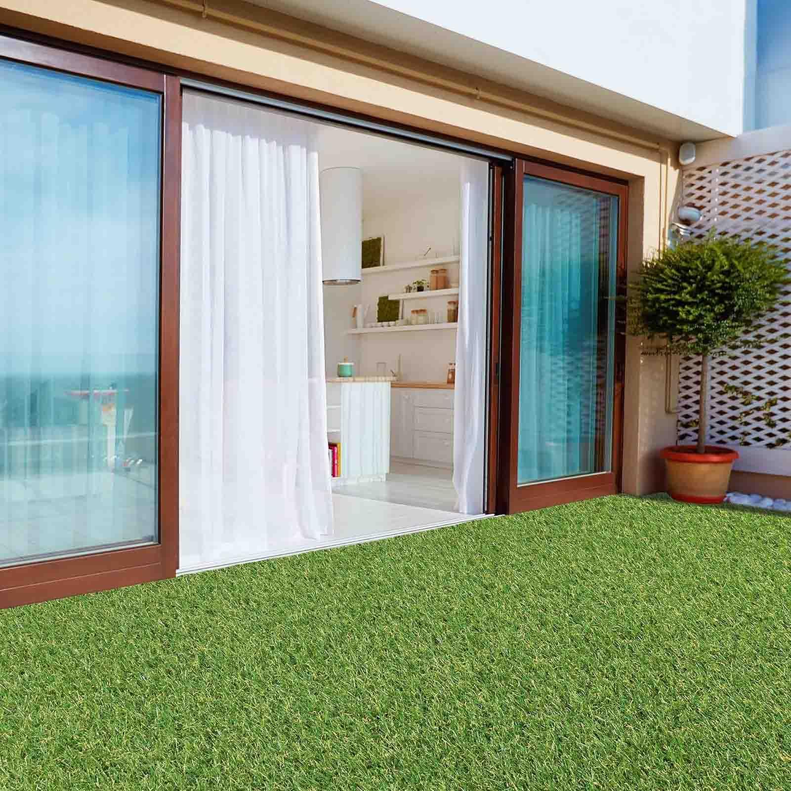 Tappeto erboso in erba artificiale verde per interni ed esterni 50 x 200 cm Tappeto in erba finta/tappetino per animali domestici con retro in gomma