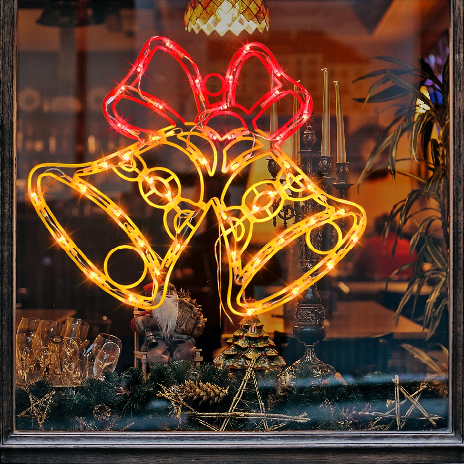 TRWYMZ Lot de 4 Décorations Lumineuses de Noël pour Fenêtre avec Prise EU | Décorations LED de Noël (flocon de neige, bonhomme de neige, cloche, chaussette de Noël) pour int&ext,murs,portes&fenêtres