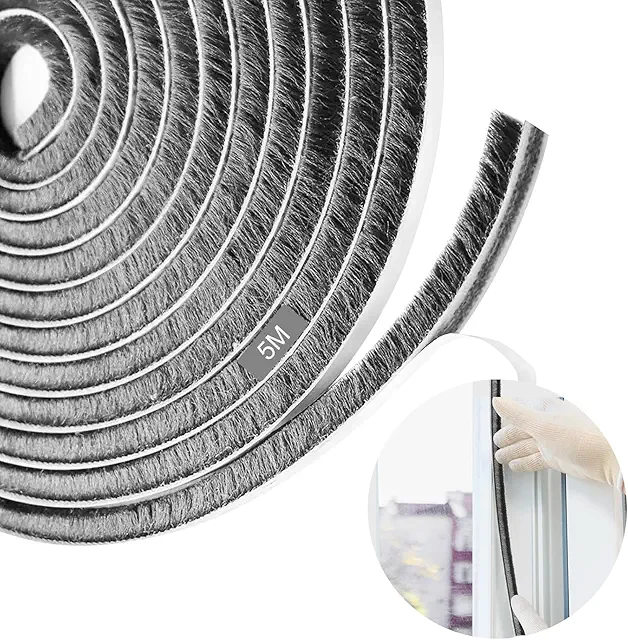 Burlete Adhesivo con Cepillo Aislante 9x9x500cm para Puertas y Ventanas