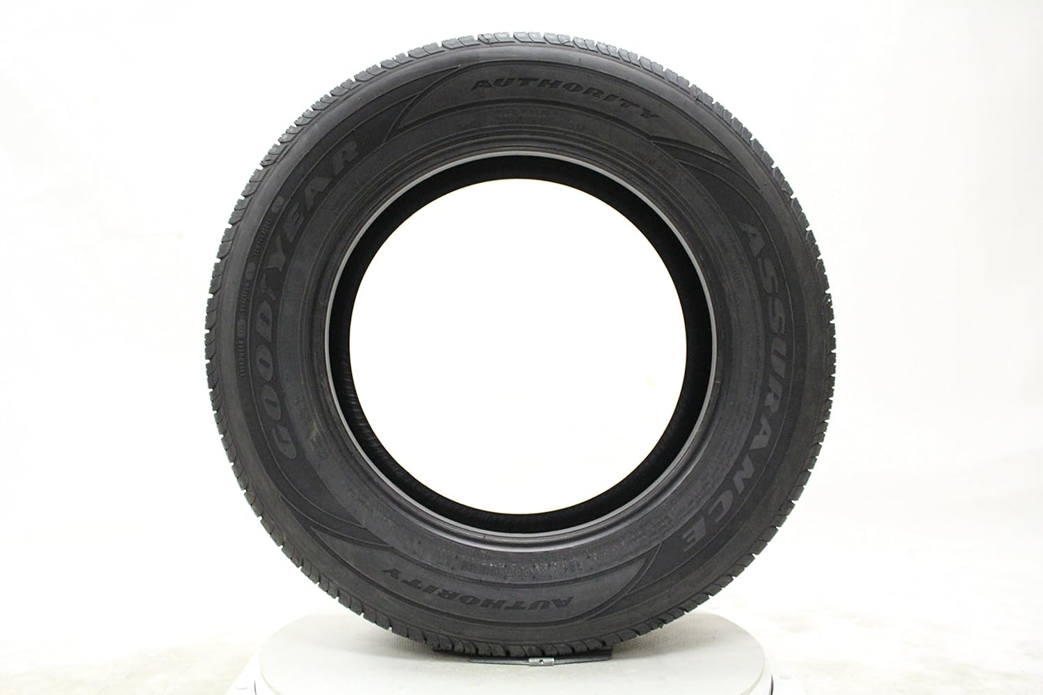 Goodyear Assurance 93H