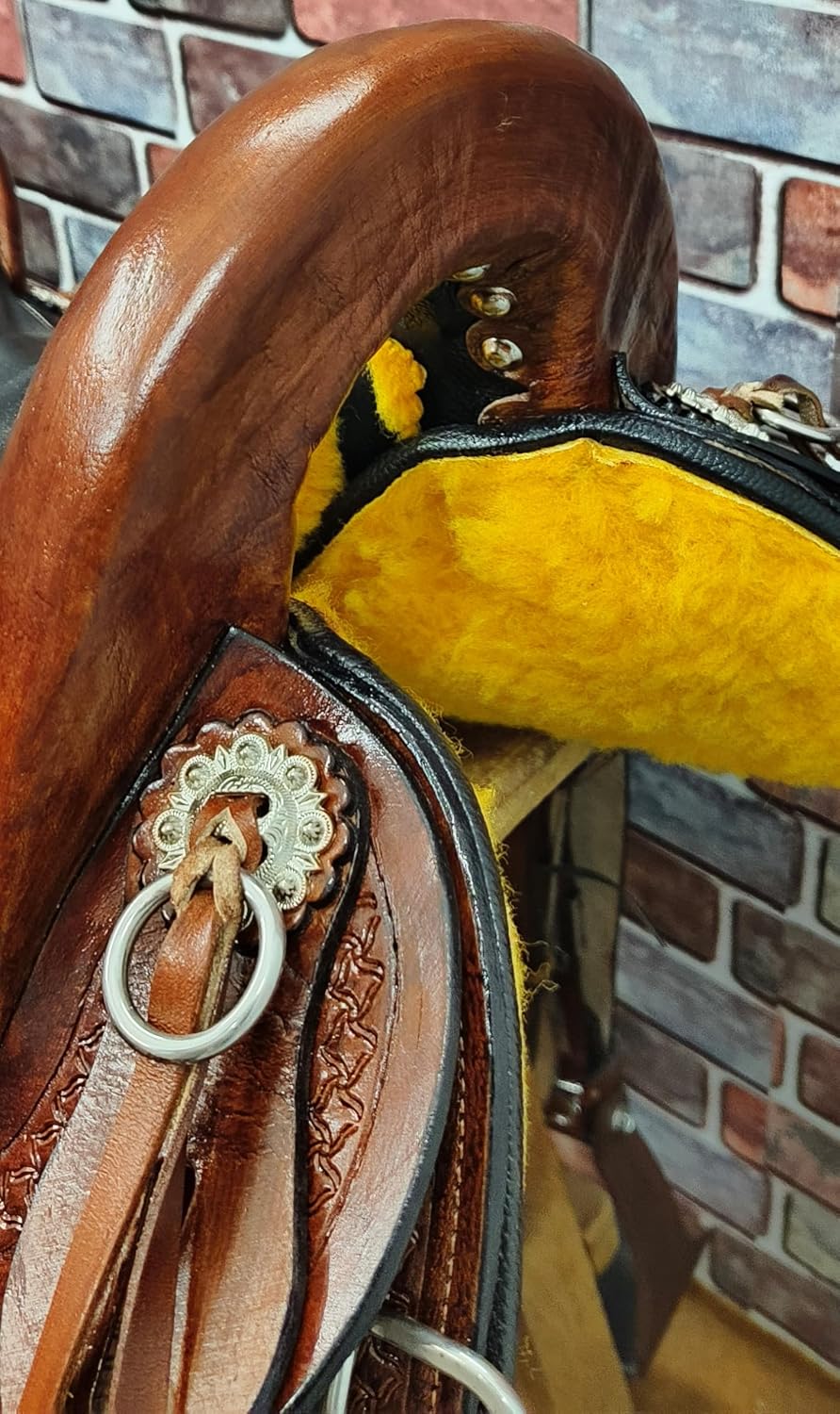 AD Saddlery Leather Endurance Hornless Handmade Comfort Trail Without Horn Equestrian Horse Saddle for Horseback Riding Size 14" to 18" inch Seat Available END10