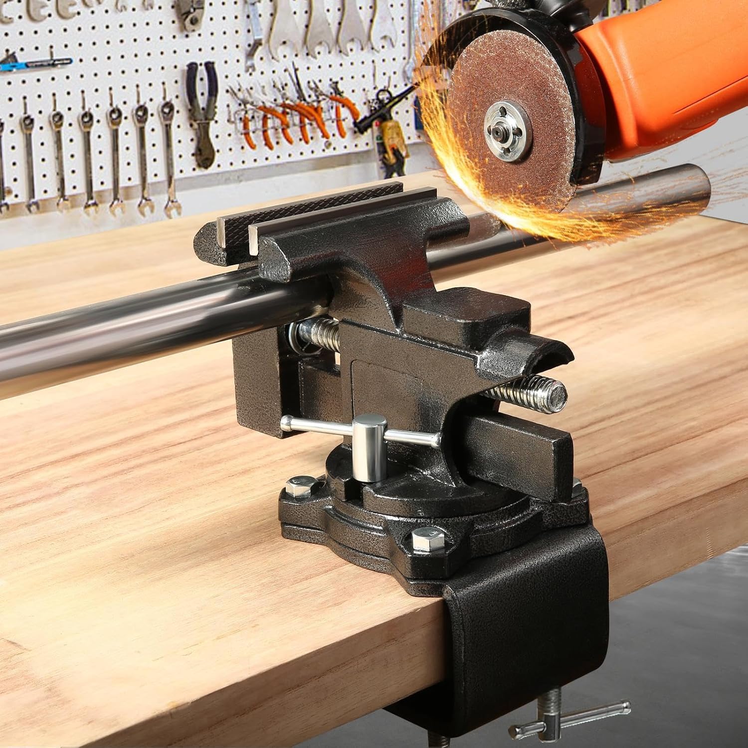 Schraubstock - Tischschraubstock drehbar 270°, 150 mm Spannweite,2-in-1-Mehrzweck-Hochleistungs-Schraubstock mit multifunktionalen weichen Backen