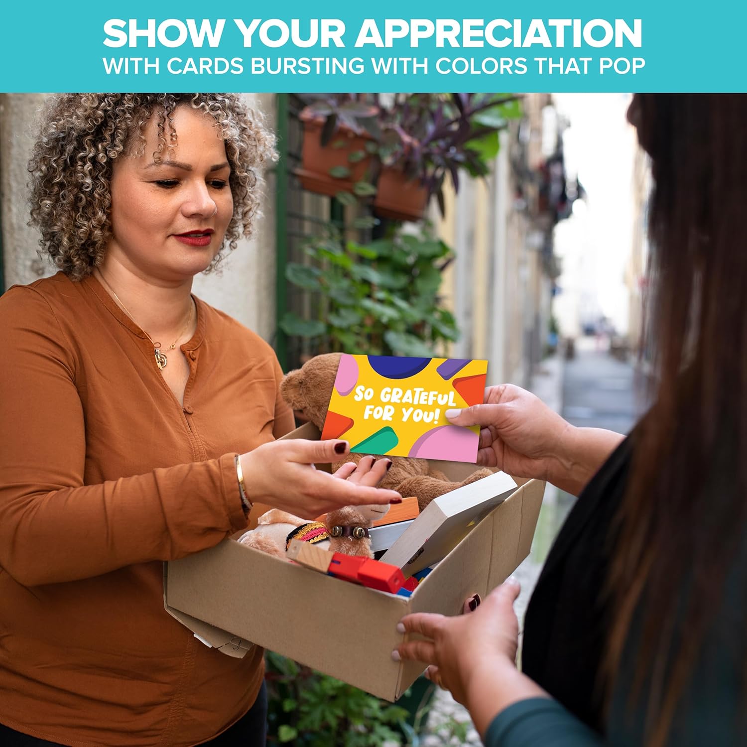 Decorably 24 Pack 6x4in Gratitude Cute Thank You Cards for Teachers, Coworkers and Employees with Envelopes and Stickers, 8 Colorful Designs Teacher Thank You Cards with Envelopes Kids, Blank Inside - Image 6