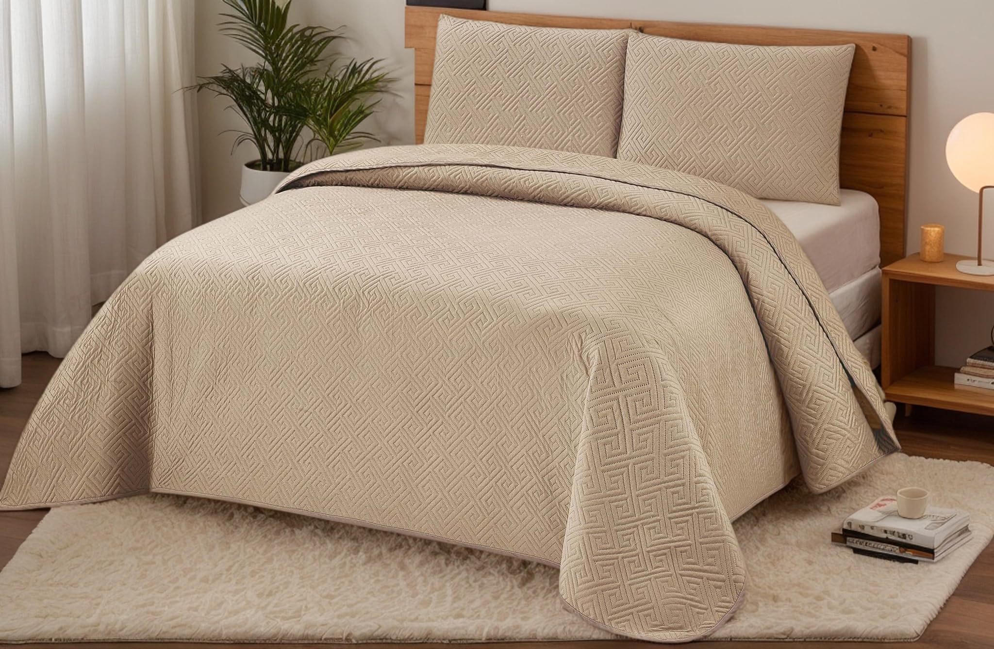 Colcha Boutis con Relieve Geométrico de Color Marrón Claro + 2 Funda Cojin 50x70 cm - Cubrecama Ligera Fina Entretiempo Extra Suave y Transpirable (Cama 135, 220x260cm)