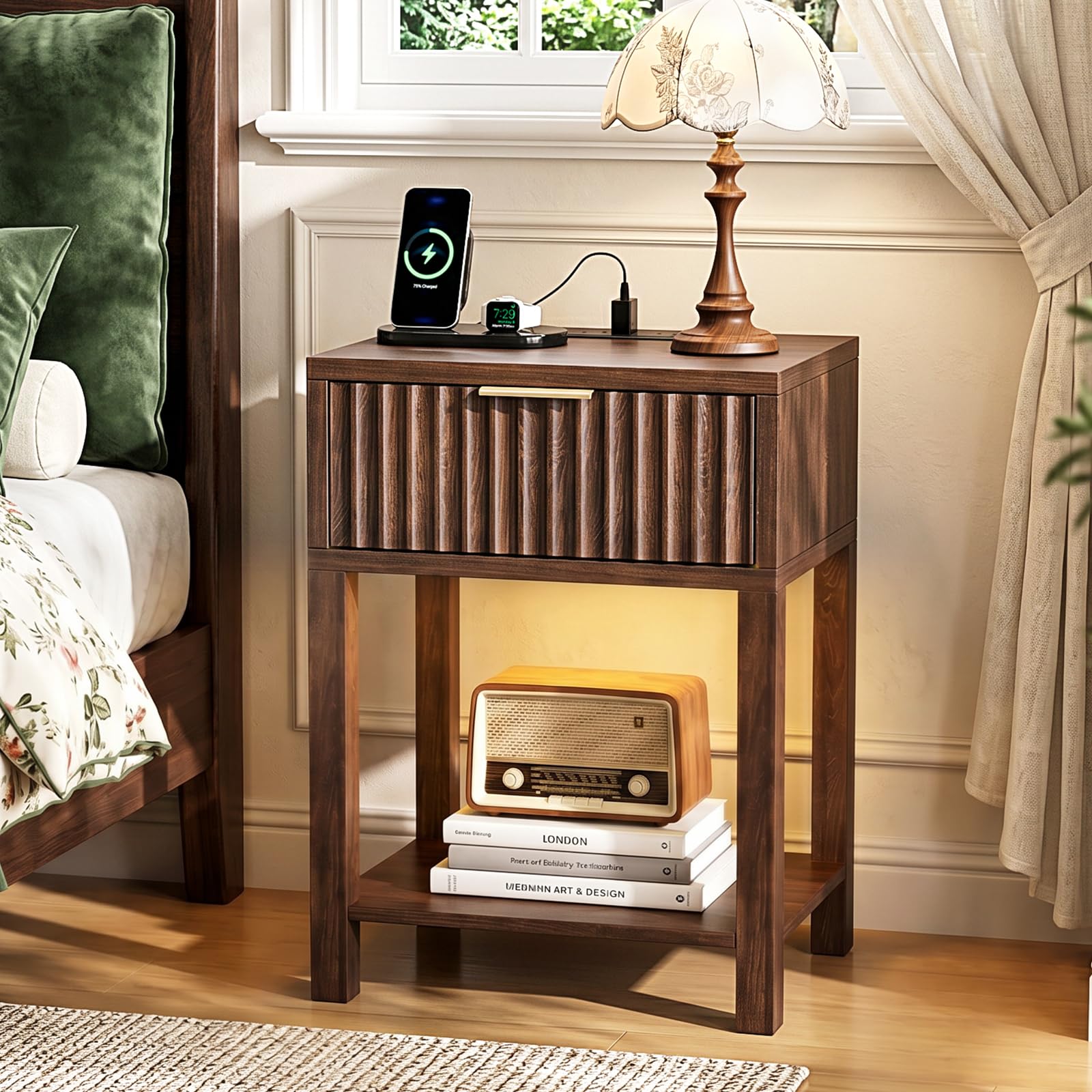 Bonnlo Fluted Bedside Table with Charging Station, Grille Nightstand with USB, Type-C and Plug, Small End Tables with 1 Drawer and Open Shelf,Bedside Cabinet for Bedroom Living Room