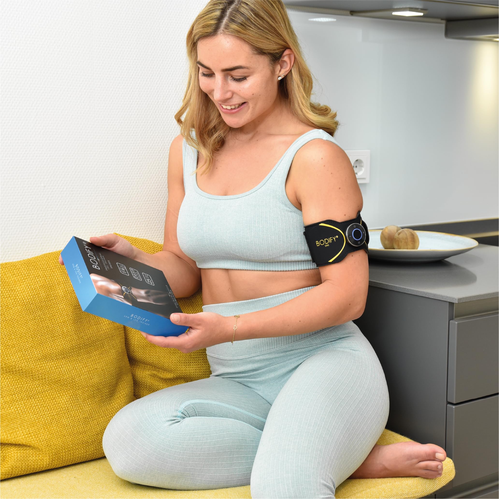 Bodify® 2-in-1 EMS Arm & Leg Trainer PRO – Attivazione mirata di Braccia e Gambe! – Attivazione Muscolare – Allenamento EMS – Allenamento di Braccia e Gambe – per Uomini e Donne L'Originale