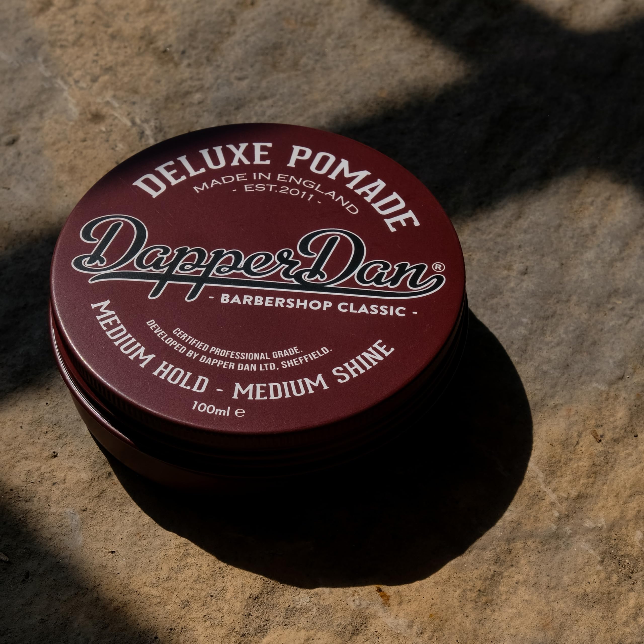 Dapper Dan Deluxe Pomada, Medium Hold Medium Shine, wszechstronna, elastyczna, na bazie wody, profesjonalny wygląd, 1 x 100 ml