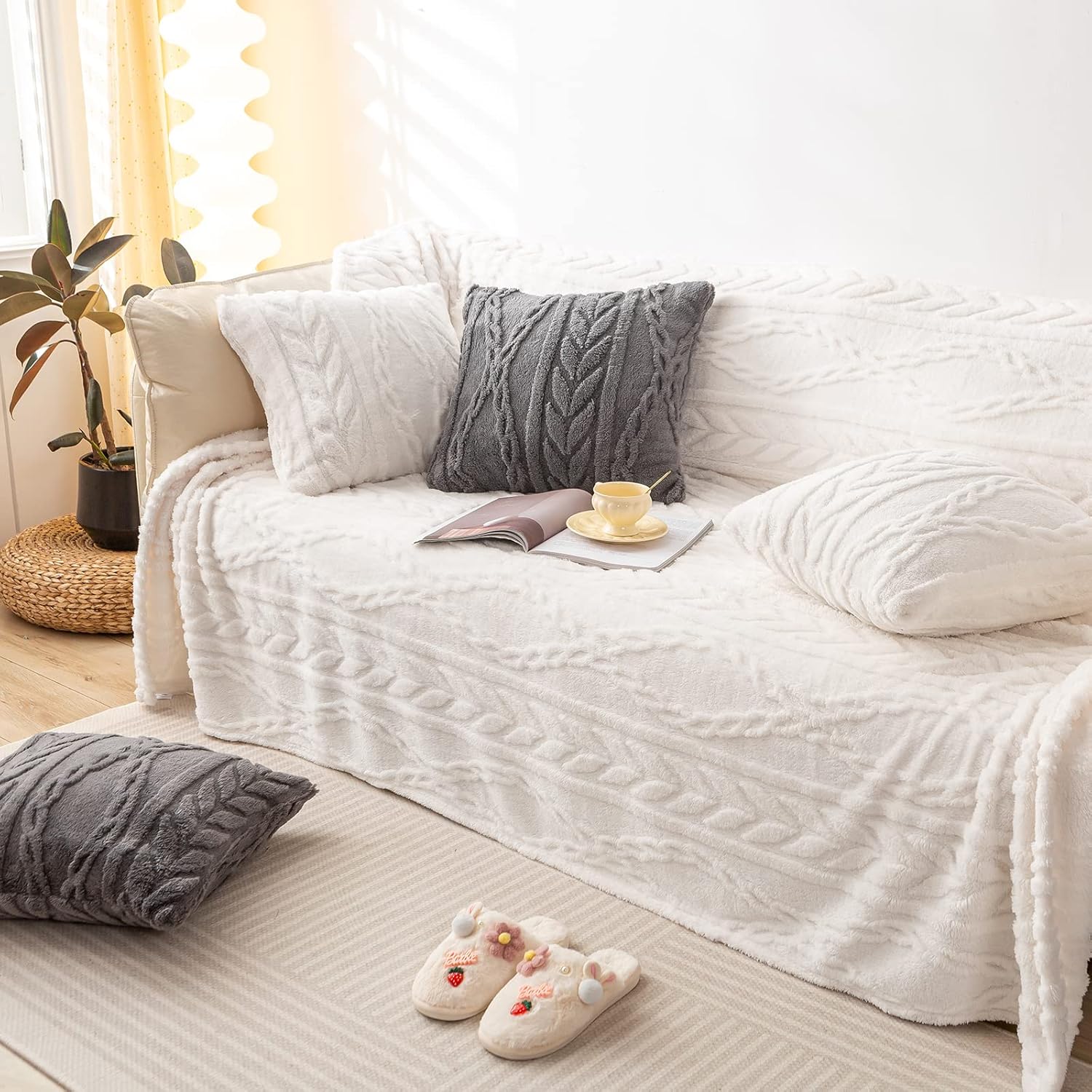 YUSOKI Twin XL Blanket Single Layer,Weight(3.1lb),370GMS-3D Stylish Design for Gift Home Decor (Ivory,65"x90") - Image 6