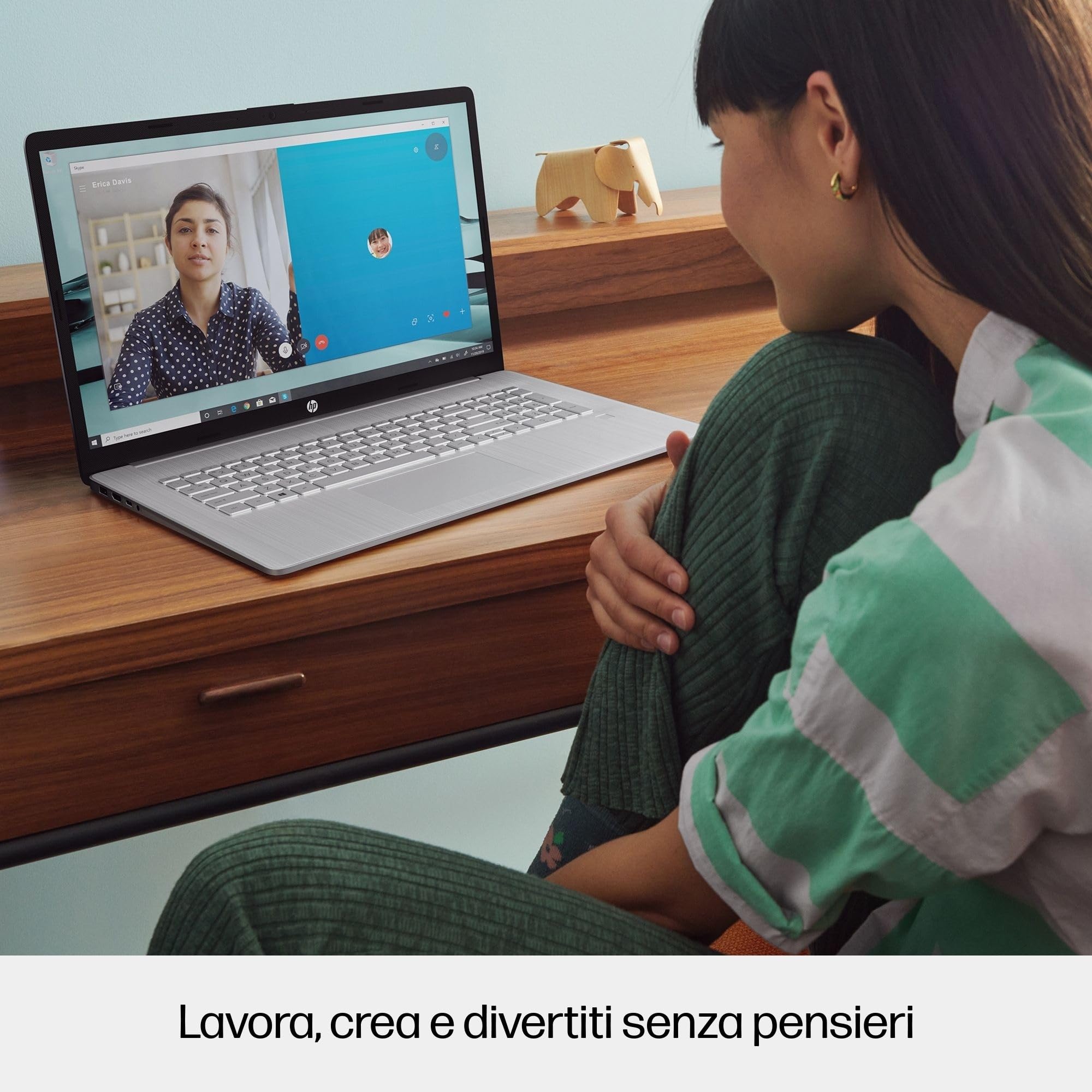 HP Laptop 17-cn4002sl PC Portatile 17" IPS FHD Intel Core 5 120U RAM 16GB SSD 512GB Windows 11 Argento