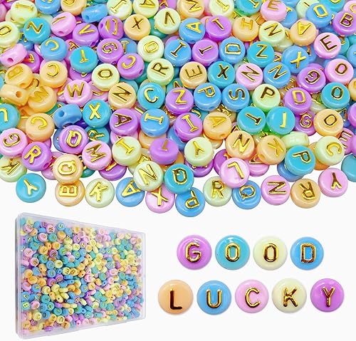 Vista 63 de Amaney - 1200 cuentas de letras de la A a la Z de 0.157 x 0.276 in, cuentas redondas blancas del alfabeto acrílico, incluye 100 cuentas de corazón