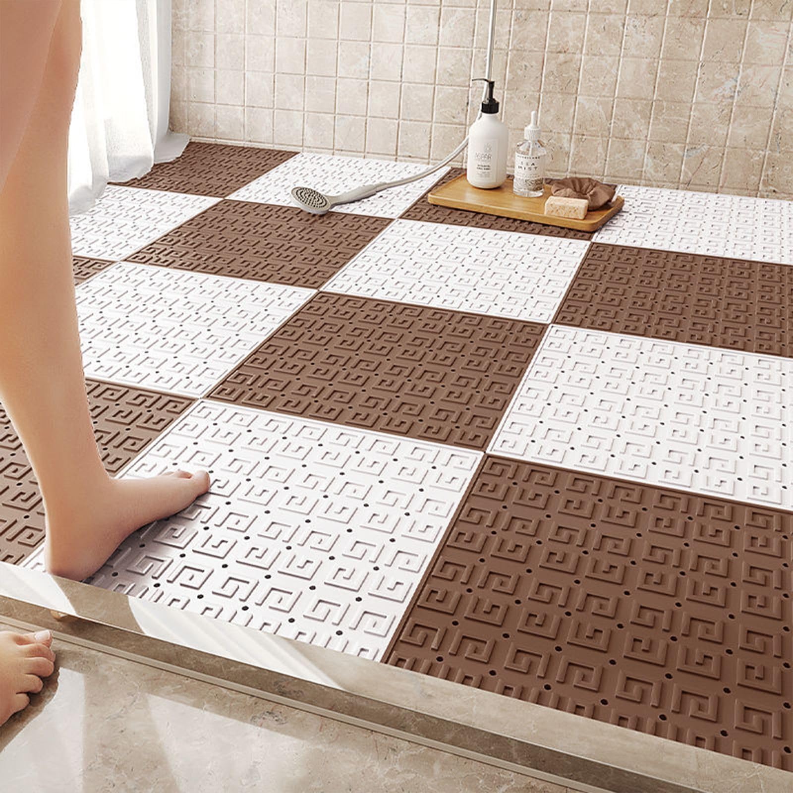 Tappeto antiscivolo in TPE impermeabile per cucina e bagno, tappetino drenante, design ritagliato, 30,5 x 30,5 cm, bianco-caffè, confezione da 4, ideale per aree umide