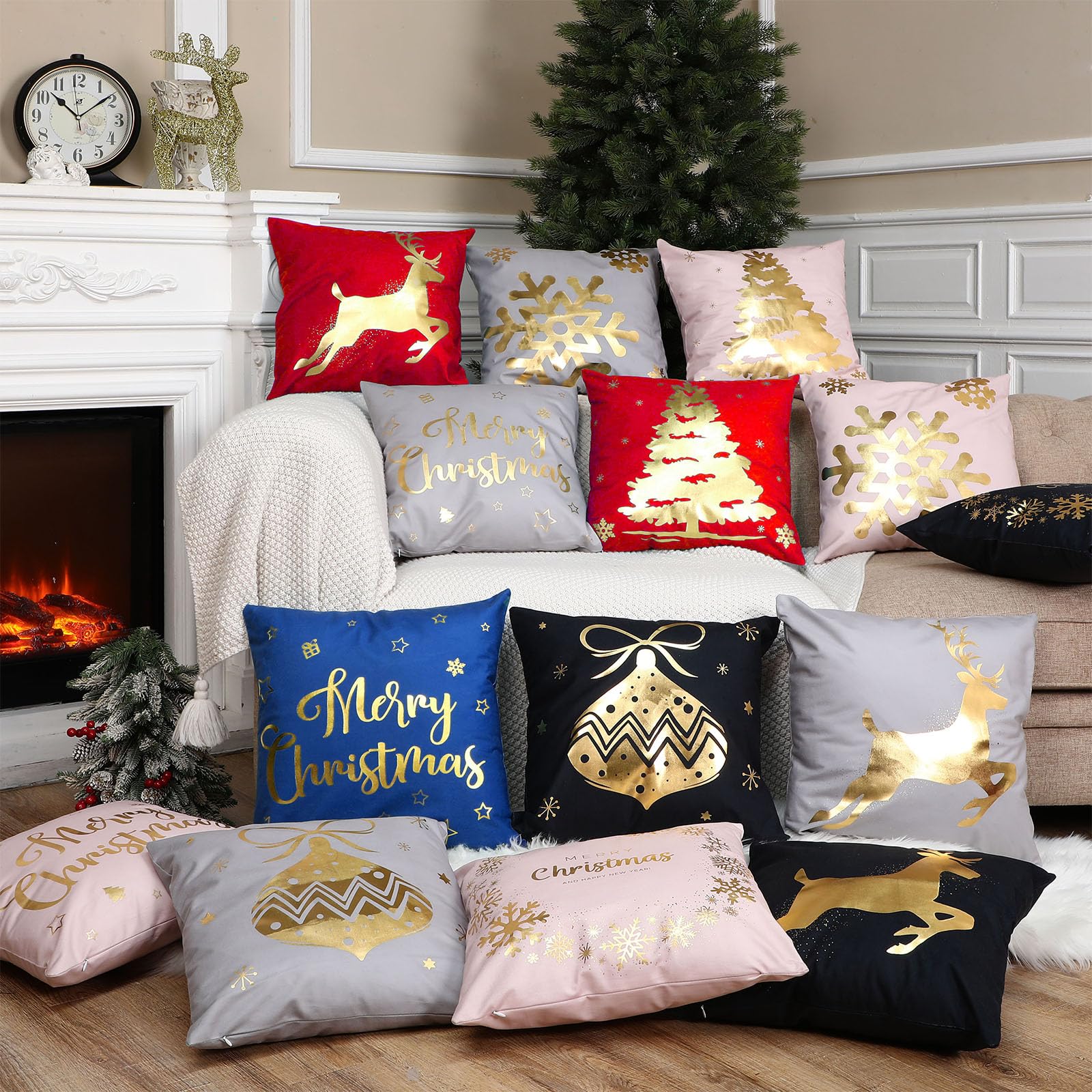 6 Pcs Housses de Coussin de Noël Taies d'oreiller Joyeux Noël Housses d'oreiller en Peluche pour Décoration d'hiver Vacances Canapé Sofa Bureau Chambre 45 x 45 cm (Noir, Or)