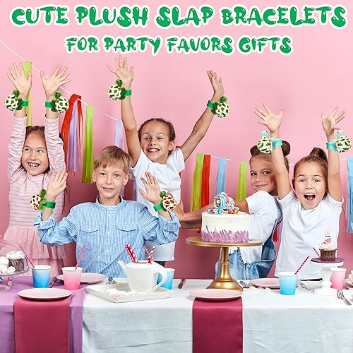 Miniatura 6 de Lenwen 15 pulseras de peluche de tortuga a granel, adorables pulseras de peluche de tortugas de peluche para cumpleaños, regalos de Navidad, regalos