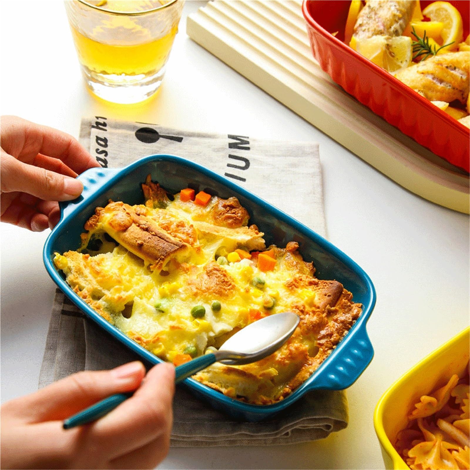 bandeja para hornear Diseño estilo horno rectangular con mango de oreja diamante(Yellow,Medio)