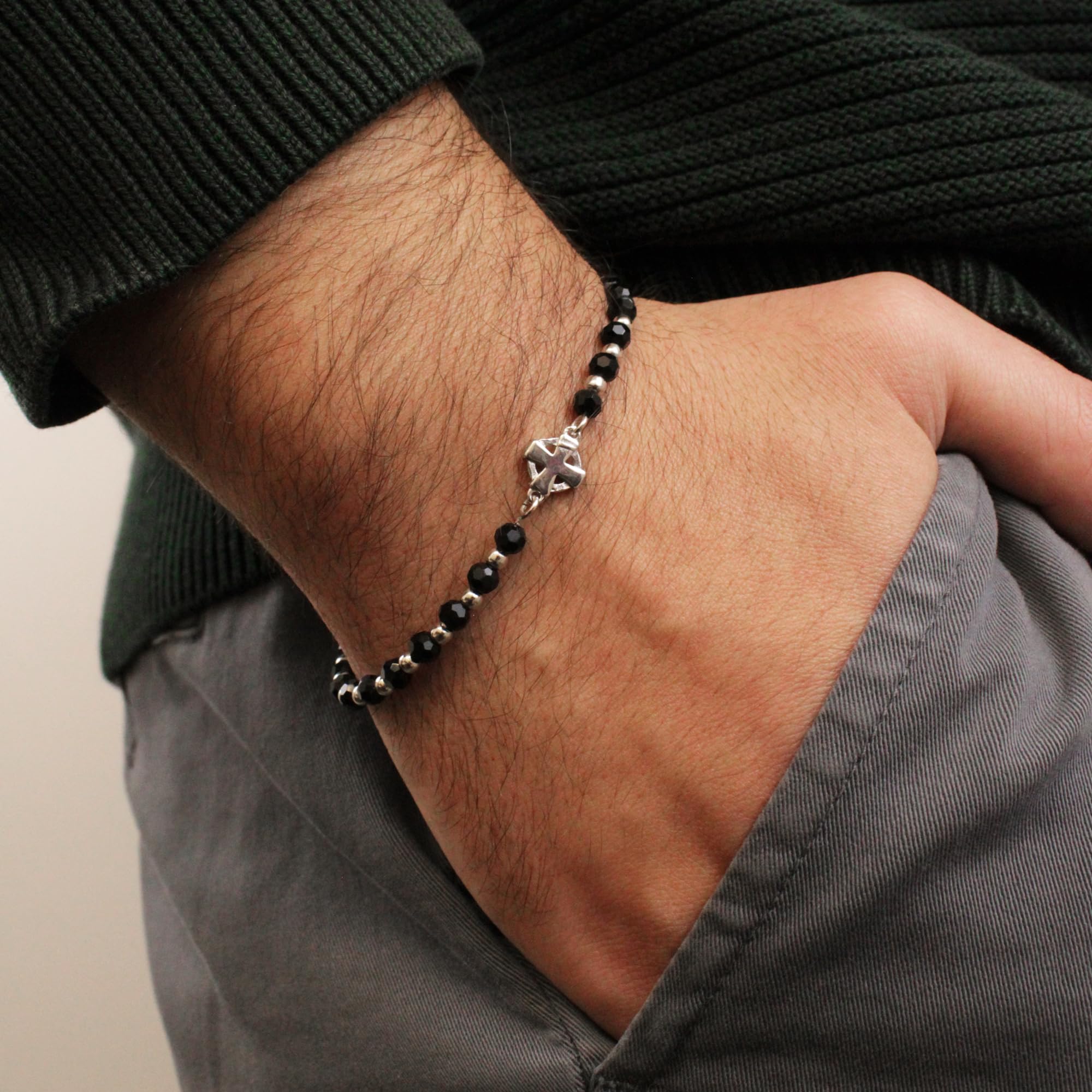 Bracciale da Uomo Ragazzo in argento 925 Sfere e Pietre con Croce Celtica Made in Italy + Confezione Regalo Personalizzata - per Compleanno Comunione Cresima Anniversario Natale Festa del Papà