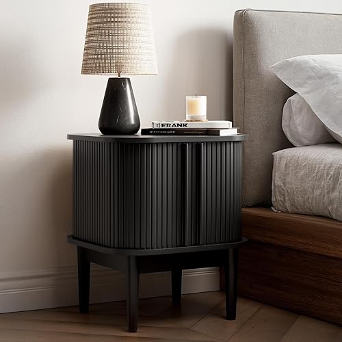 Miniatura 9 de Juego de 2 mesitas de noche estriadas con puertas correderas, moderna mesita de noche con patas de madera maciza, mesita de noche de madera para