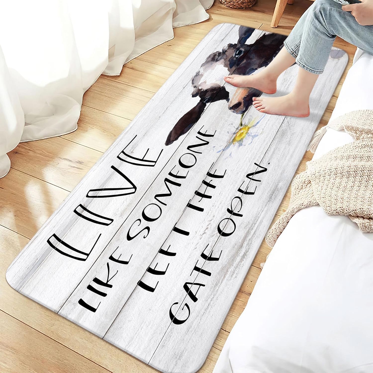 JAWO Cow Bath Rugs Mat, Cute Farmhouse Western Wood Animal Bath Mats for Bathroom, Country Rustic Wooden Bathroom Accessories Rug Soft Non Slip, 17X48 Inches