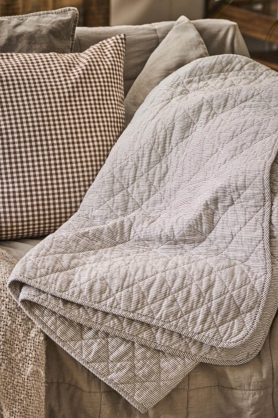 Ib Laursen - Kołdra, koc, koc do przytulania, narzuta - kolor: biało-szare paski - 180 x 130 cm - 100% bawełna