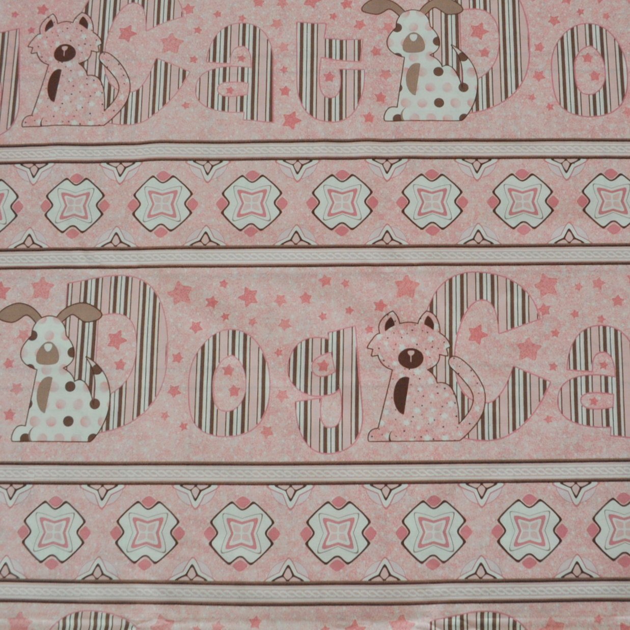 Peek A Boo from South Sea Imports 6 Fabric Fat Quarters, 100% Cotton, 1 1/2 Yards Total