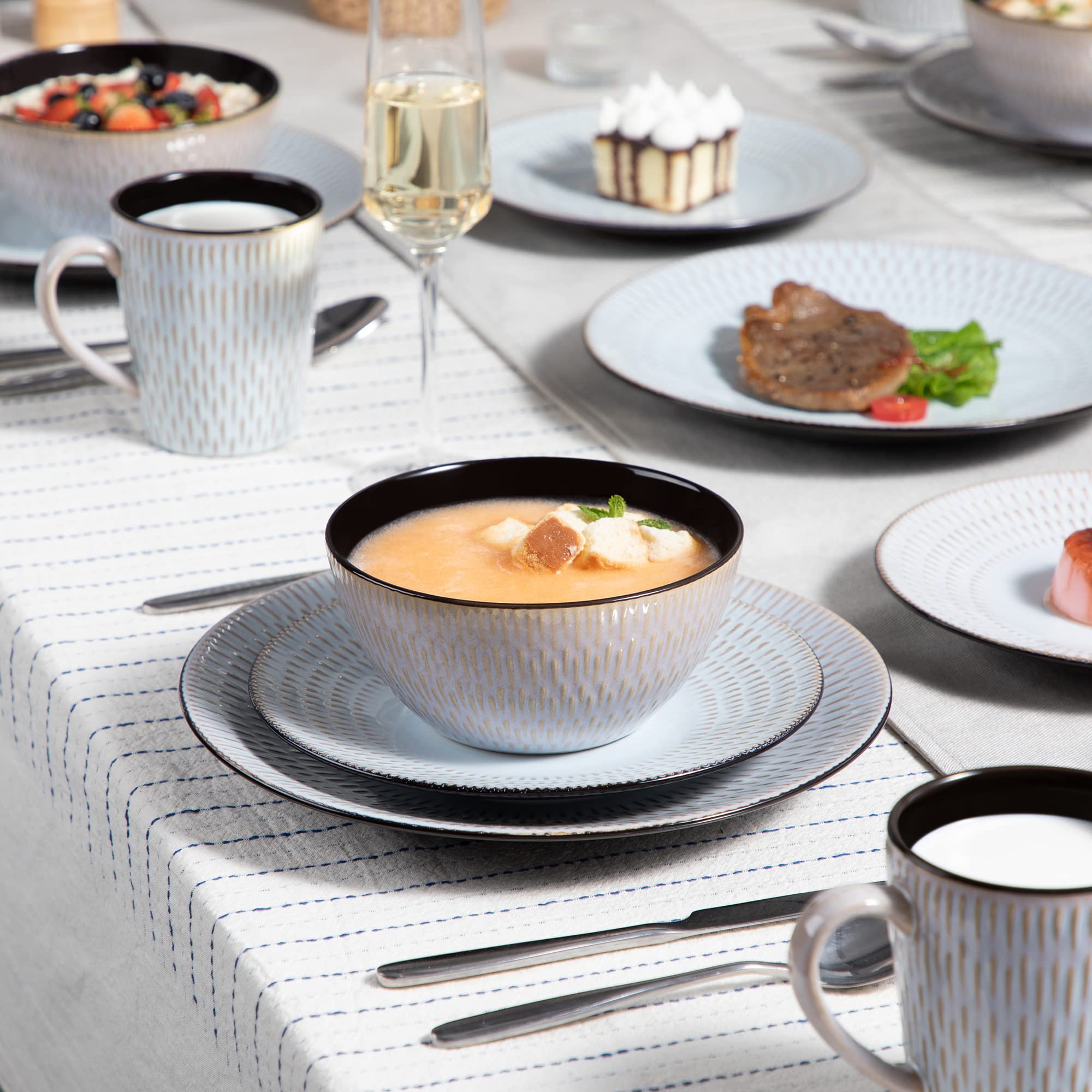 vancasso Starry Servizio da Tavola in Ceramica, Stoneware, Servizi Piatti con 8 Piatti Piani 8 Piatti da Dolce 8 Tazze 8 Ciotole, Set Piatti in Gres per 8 Persone, Piatti Colorati in
