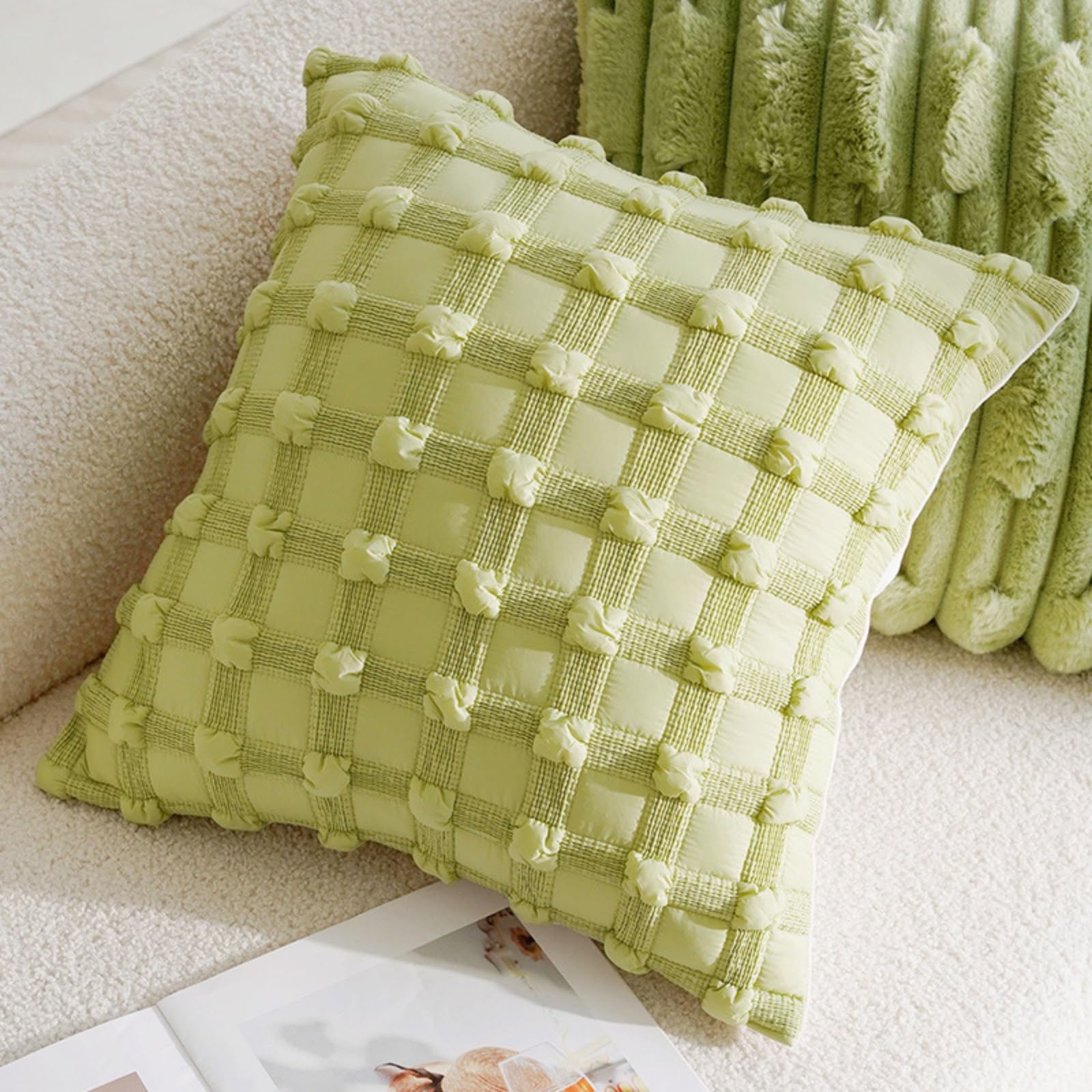 Housse de coussin vert olive en velours brodé marguerites x4