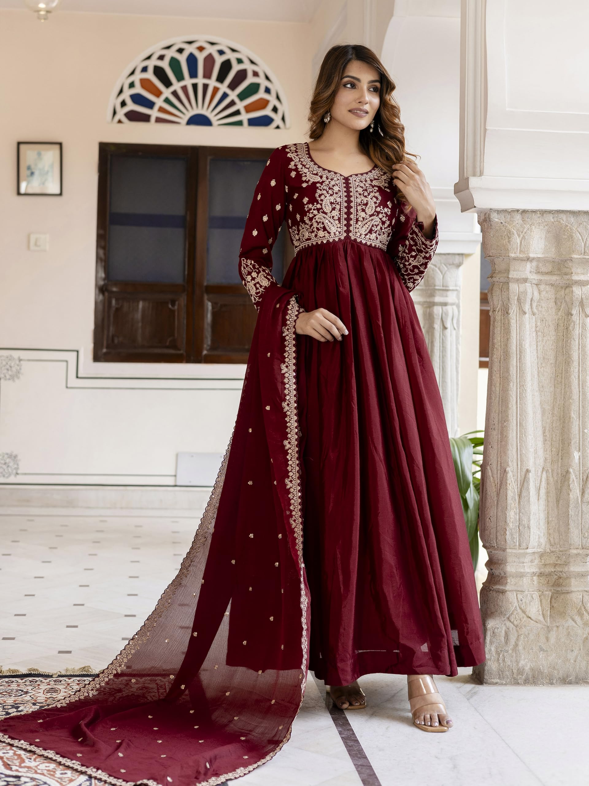 TRENDMALLS Damen Seidenmischung Stickerei Anarkali Kurta Hose Set mit Dupatta Salwar Anzug Set für Frauen