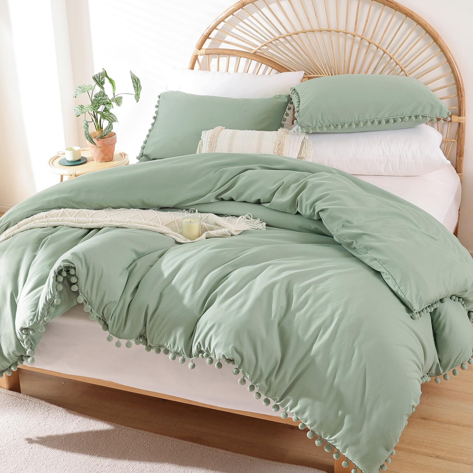 YIRDDEO Queen Comforter Set - Comforter Queen Size Sets with Ball Pom Fringe, Soft Bedding Set for All Seasons - 3 Pieces, 1 Comforter (90"x90") & 2 Pillow Shams (20"x26"), Sage GreenOEKO-TEX STANDARD 100