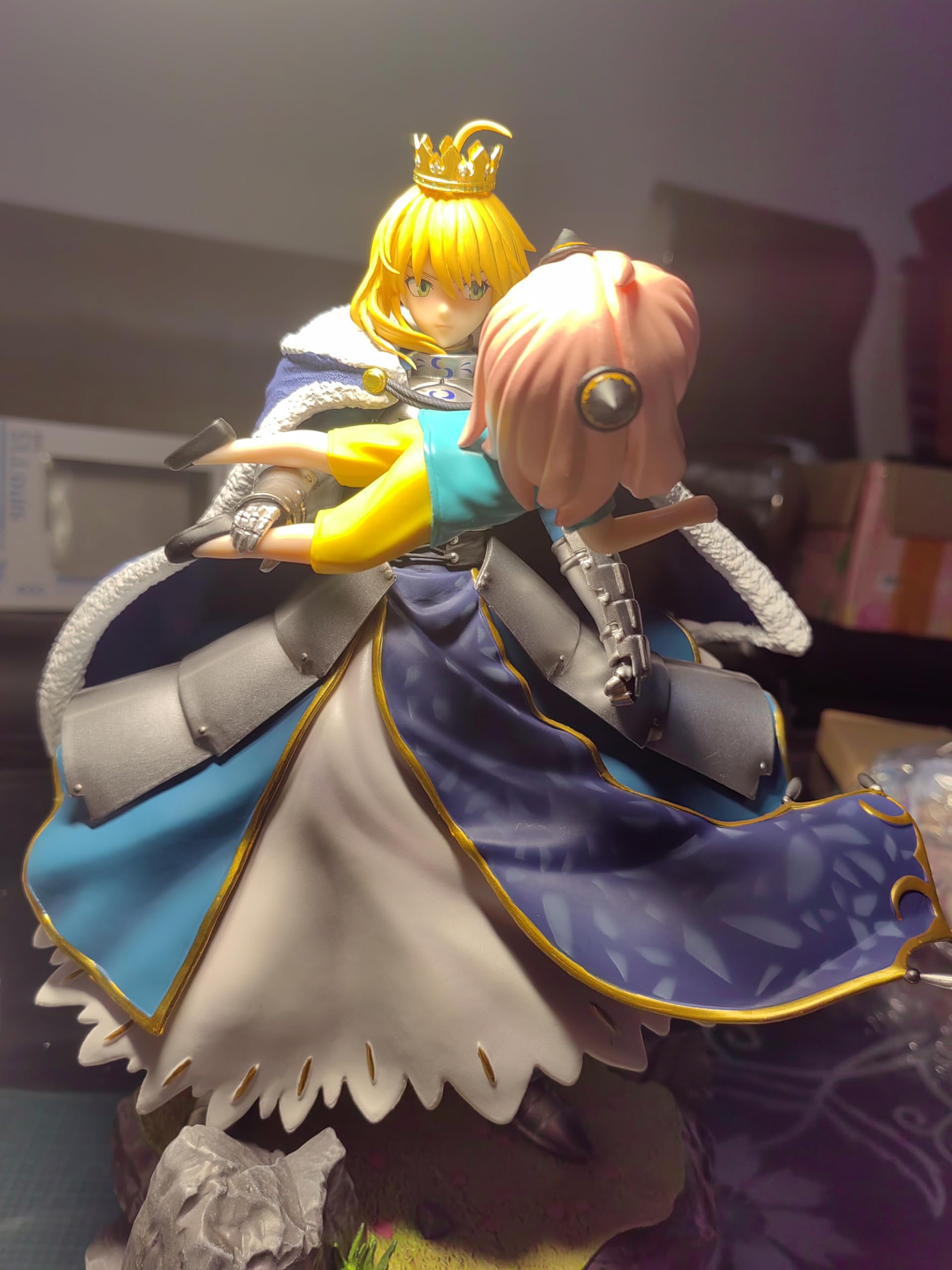 FGO アルトリア・ペンドラゴン 1/7スケール 塗装済み完成品フィギュア Amazon.co.jp: FGO セイバー/アルトリア·ペンドラゴン