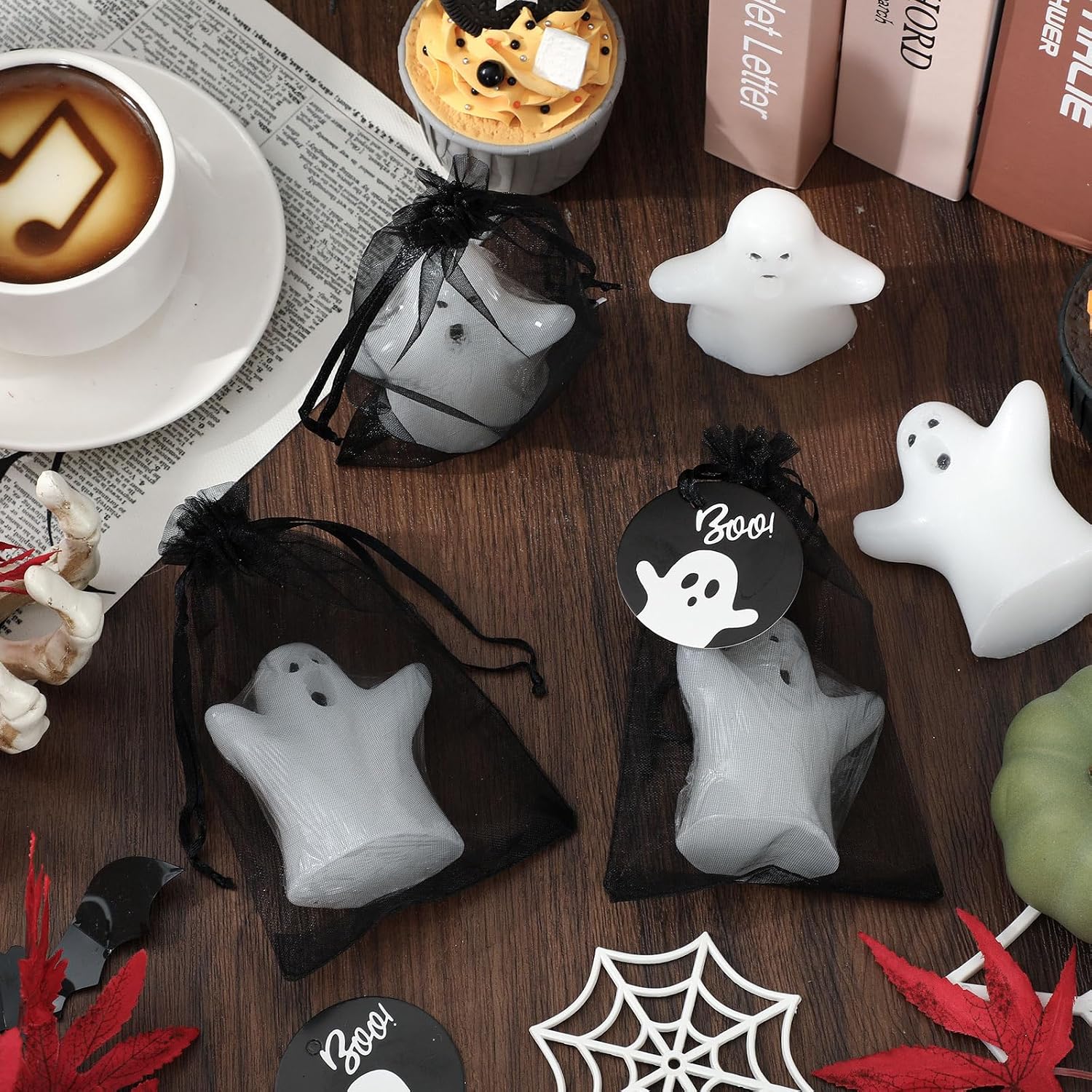 JarThenaAMCS 20 Set Halloween Ghost Soap Favors 3D Cute Ghost Boo Handmade Soaps with Paper Tags and Organza Bags for Holiday Birthday Trick or Treat Party Favor