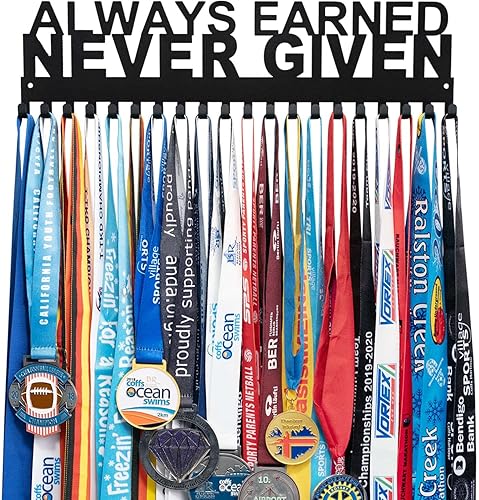 Vista 26 de Soporte para medallas – She Believed She Could She Did – Soporte personalizado para medallas para corredor de carreras deportivas, placa de metal
