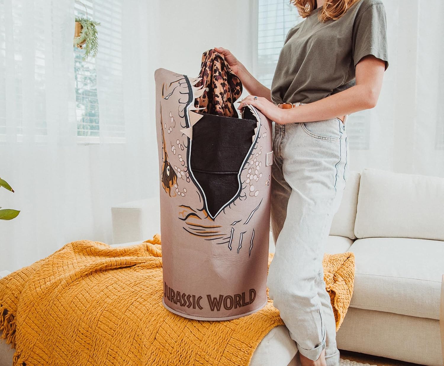 Jurassic World Open-Mouth T-Rex Clothes Hamper, Laundry Basket | Storage Organizer For Blankets, Toys