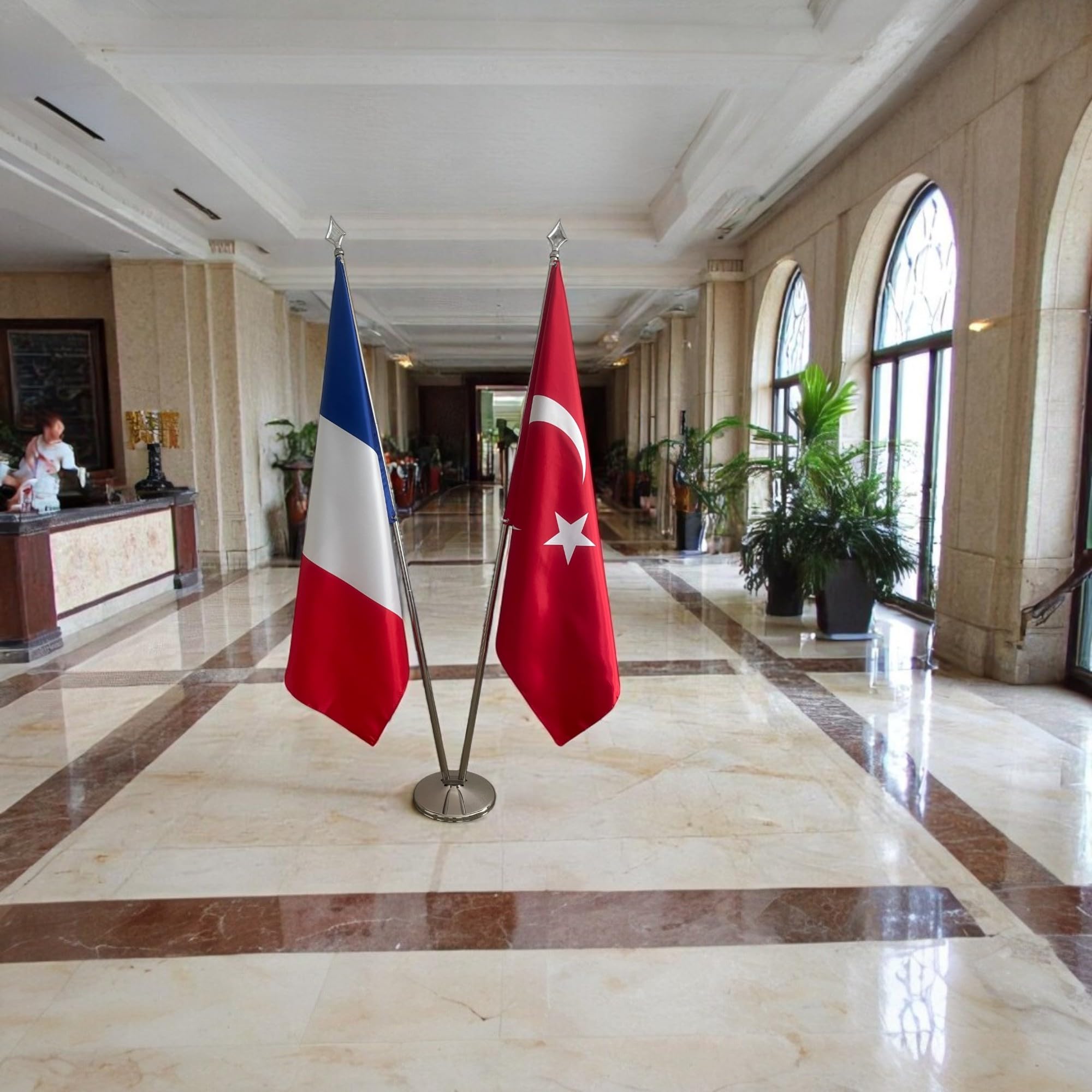 Flagge Frankreich Türkei mit Fahnenmast und Fuß, Büroflaggen, Flaggen auf Hampes, CN3-FR-TR-L