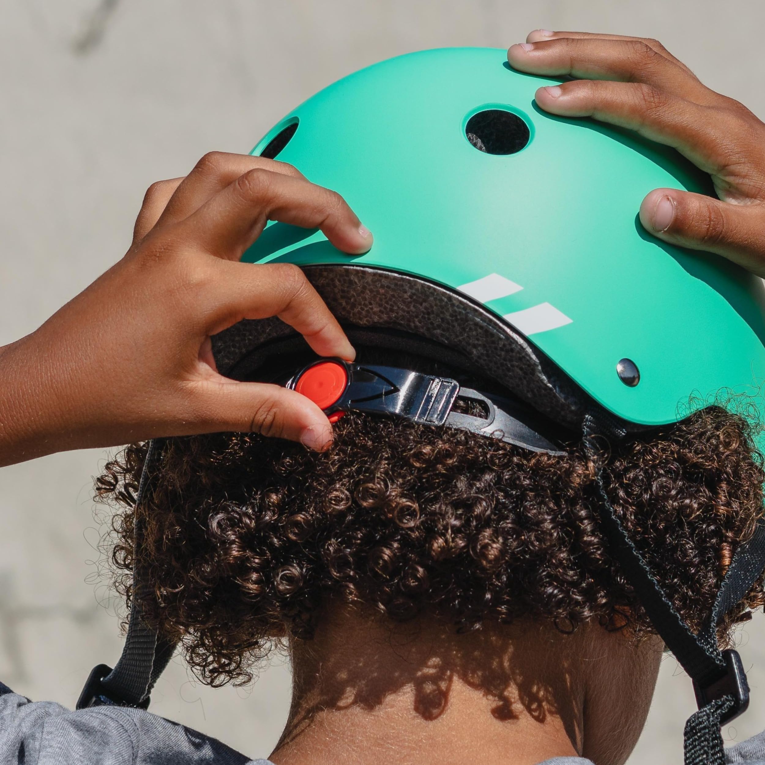80SIX Wielofunkcyjny kask sportowy z dopasowaną tarczą