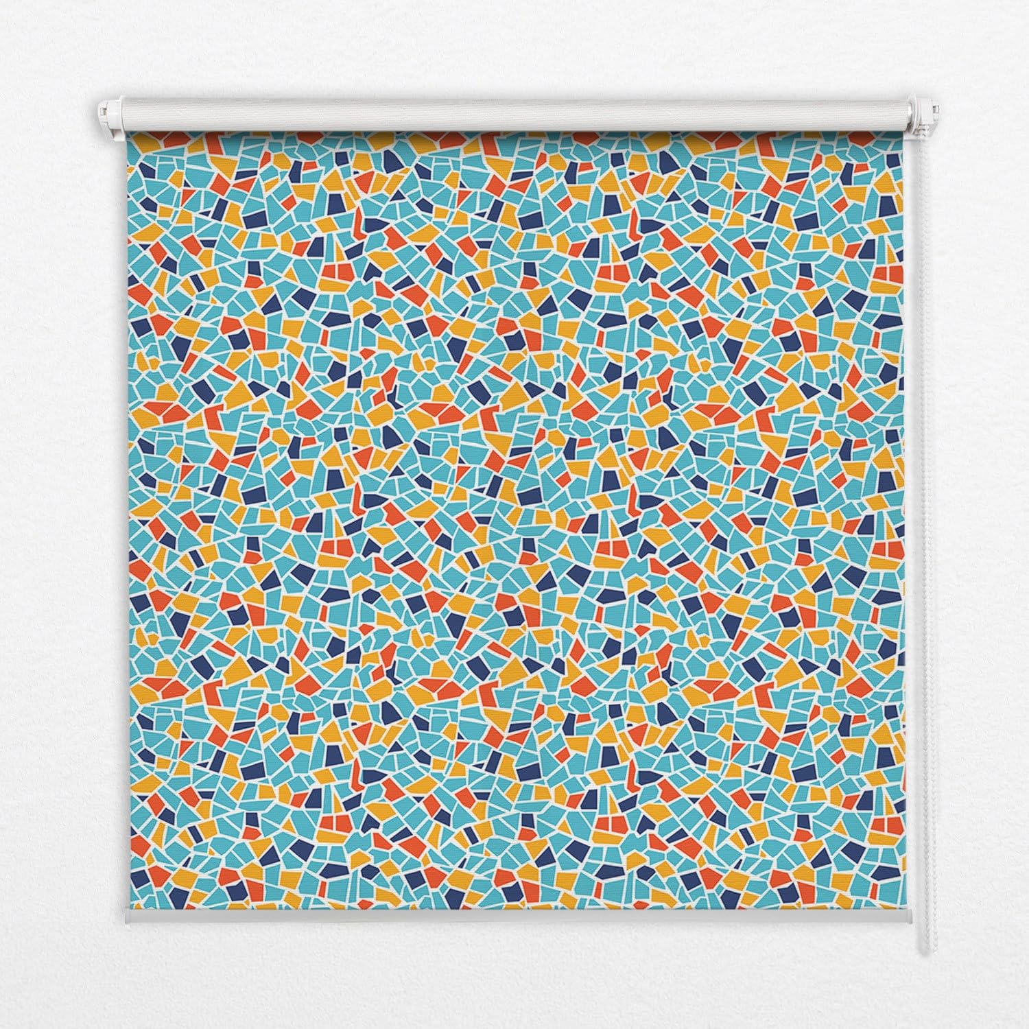 Store enrouleur perméable à motifs Tulup pour adoucir la lumière de votre bureau sans percer