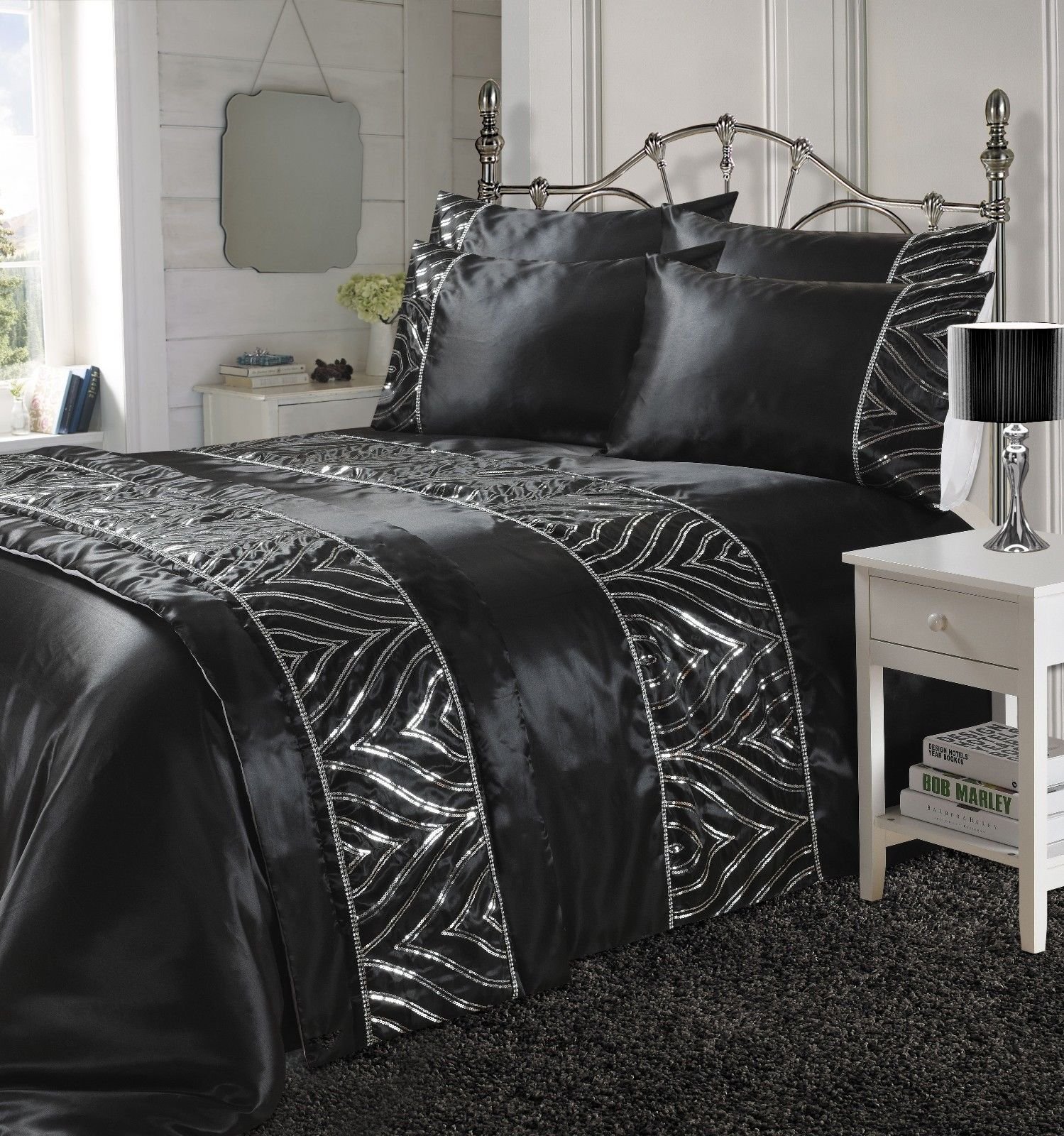Artistic Fashionista Luxurious Silk Polyester SHIMMER Design Duvet Quilt Cover Bedding Set With Pillowcases - Bed Runner Available And Sold Separately! (Black, Bed Runner Only)