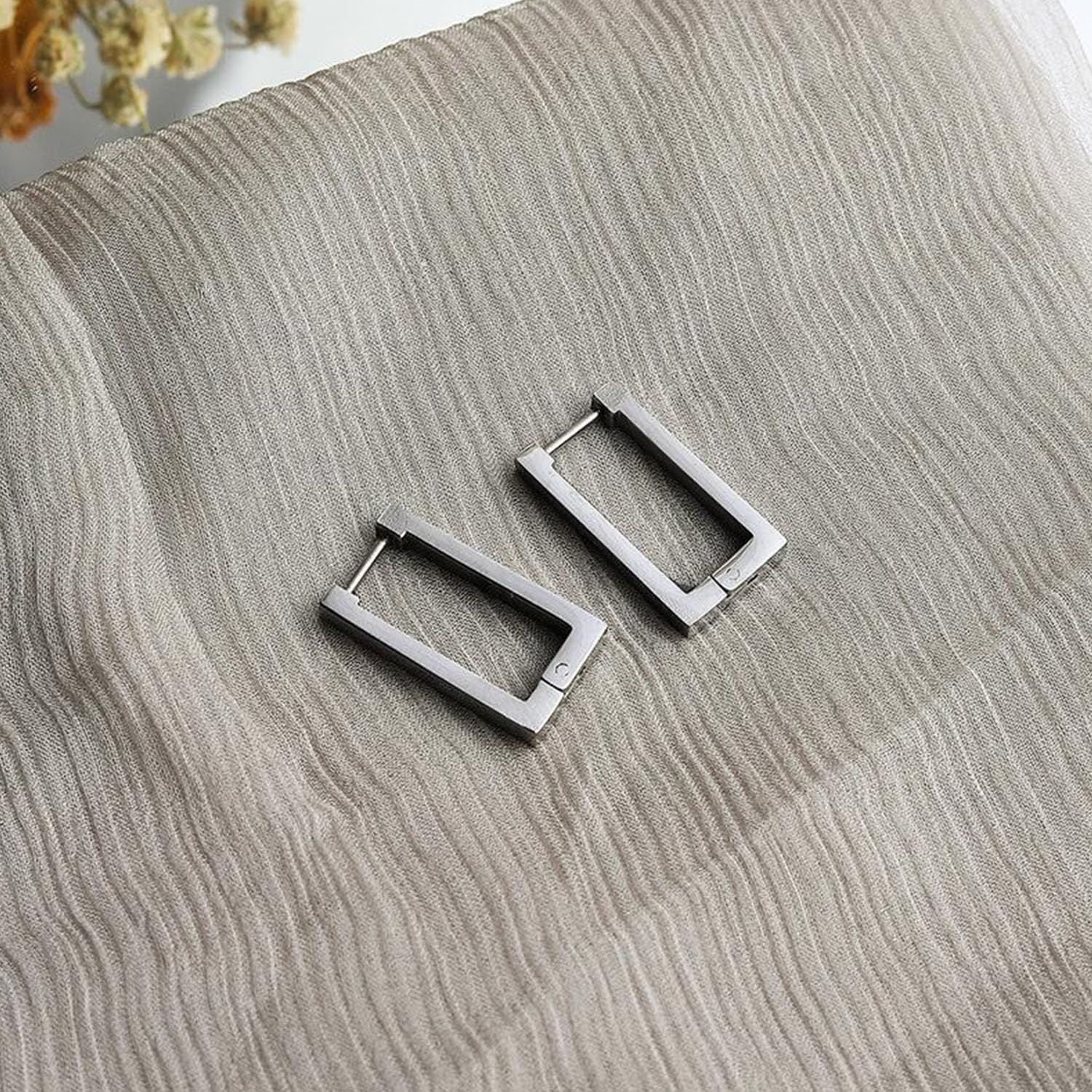 Square Hoop Earrings for Women Geometric Hoop Earrings Gold Silver Rectangle Hoop Earrings Dainty Jewelry for Women - Image 3