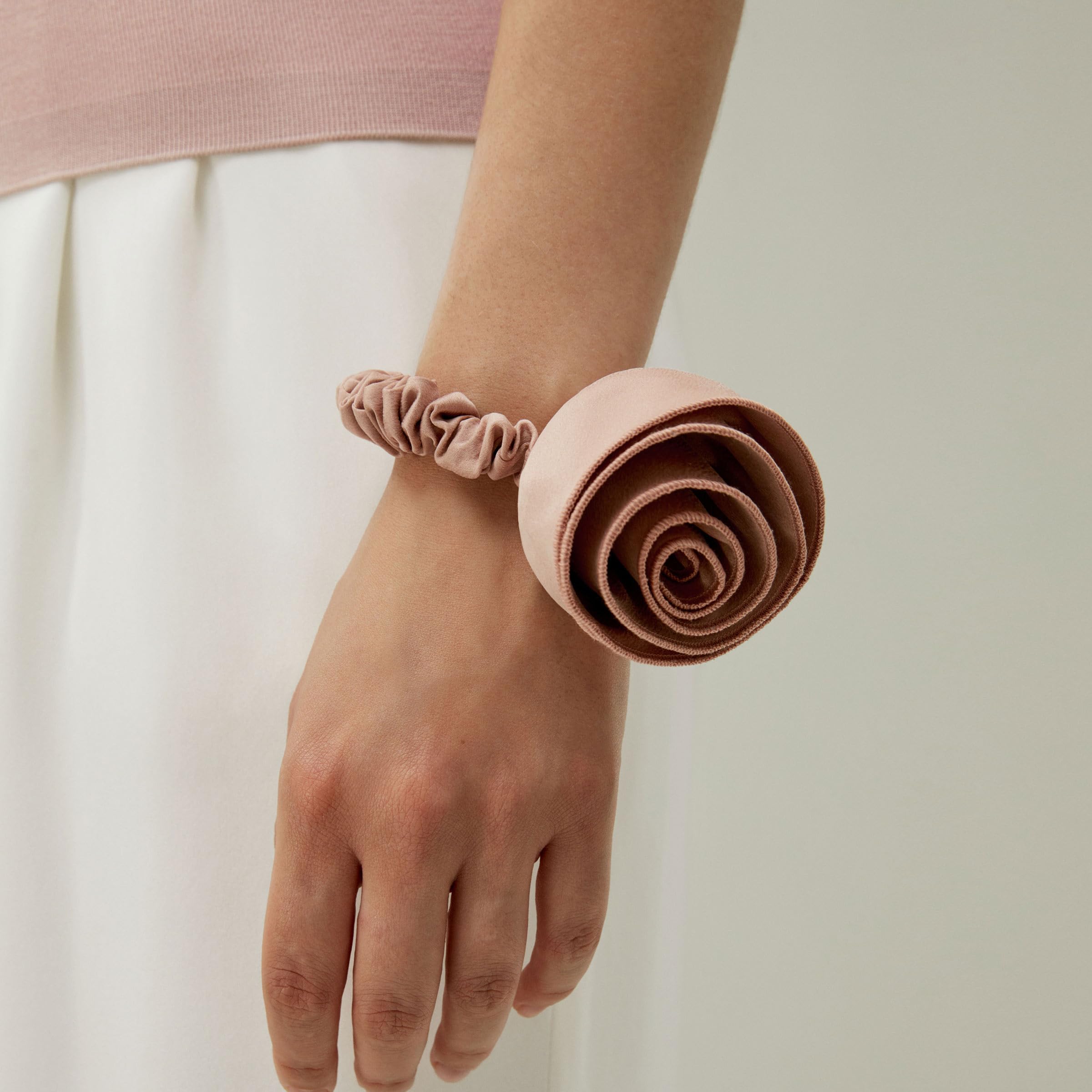 LILYSILK 100% Seiden Haargummi Rosettenförmiges Haargummi für Damen Haarschmuck Armband Accessoire Romantisches Haarband Stilvolle Haargummis, Abendsand