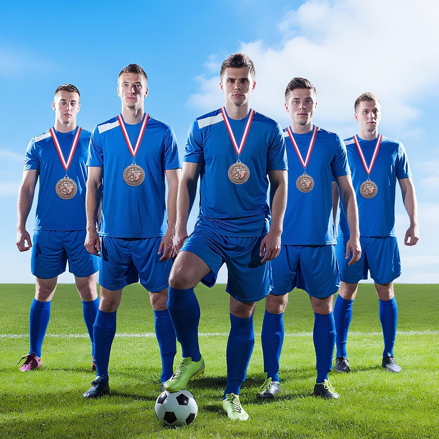 Remuuly 30 Packs Bronze Medals Bulk, 2'' Award Medals Team Participation Trophies with Red White and Blue Striped Ribbon for Competitions Celebration Prizes Gift Sports Themed Party Favor