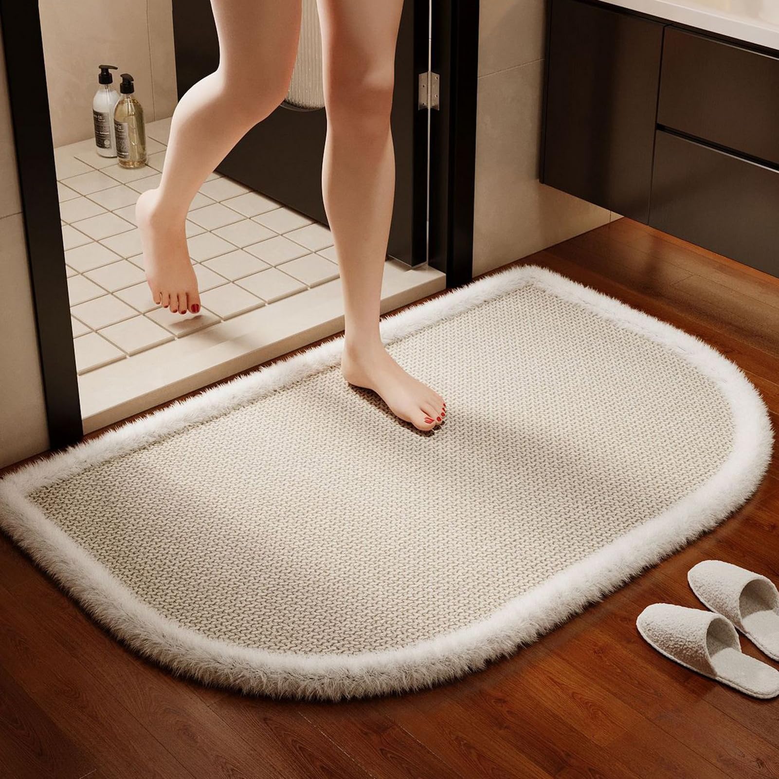 GIBZ Tappetino da Bagno a Semicerchio 50x80cm Tappeto in Tessuto Marrone | per Vasca da Bagno, ad Asciugatura Rapida, Lavabile e Facile da Pulire, con Sottofondo in Gomma Antiscivolo, Morbido