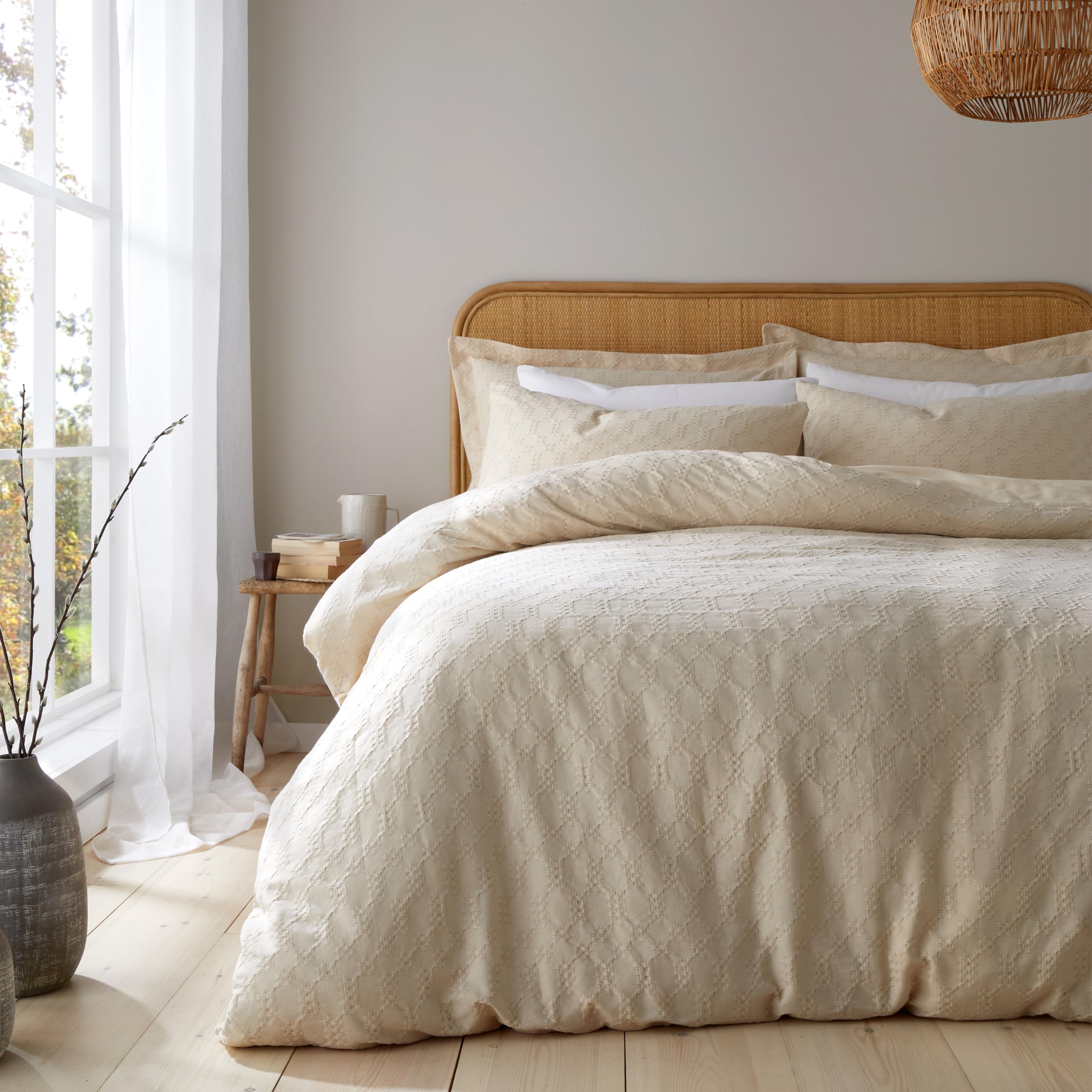 Bianca Waffle 180 Thread Count Cotton Circle Double Duvet Cover Set with Pillowcases Natural
