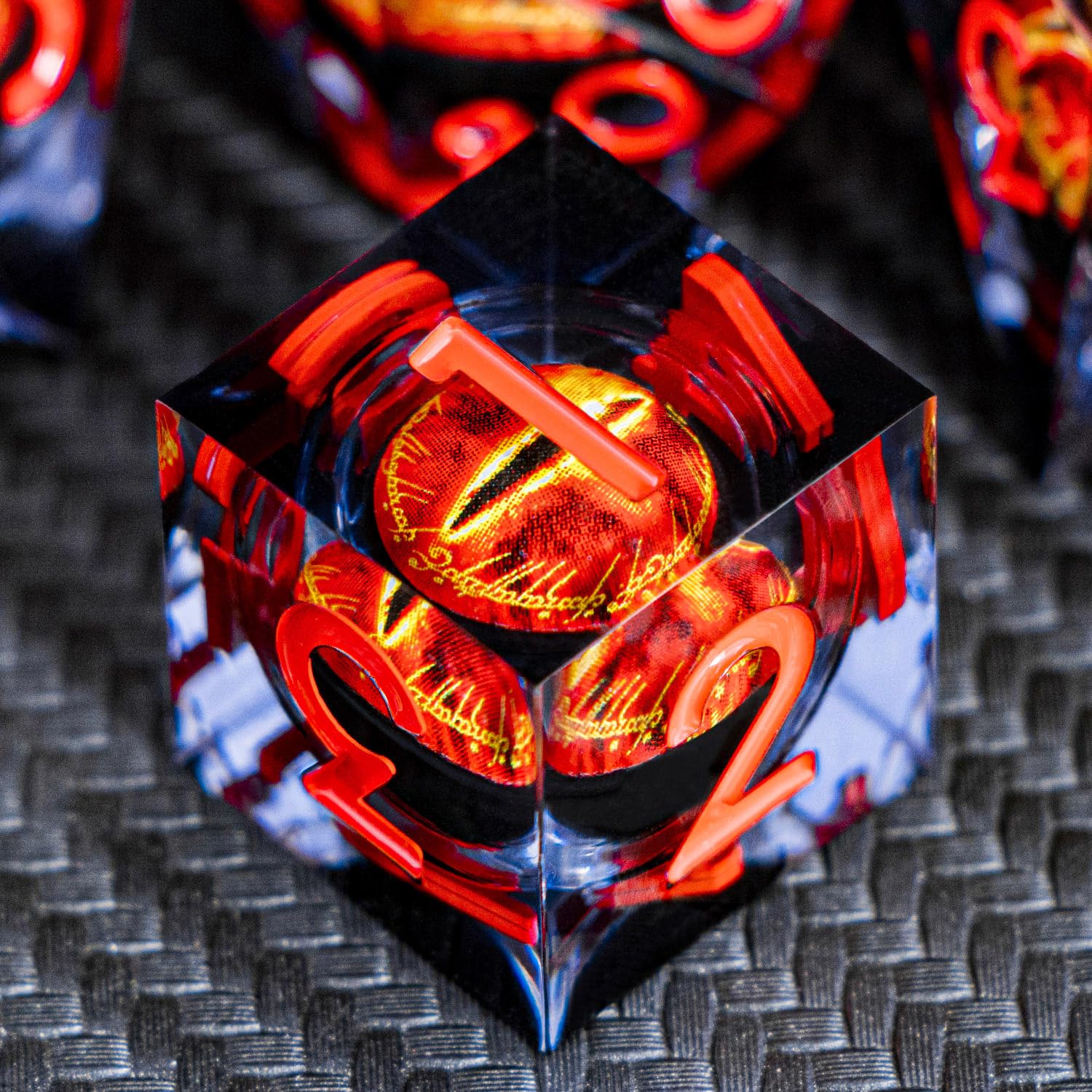 ARUOHHA Translucent Sharp Edge Resin Dice Set - 7-Piece DND Polyhedral Dice With Metal Box - View #11