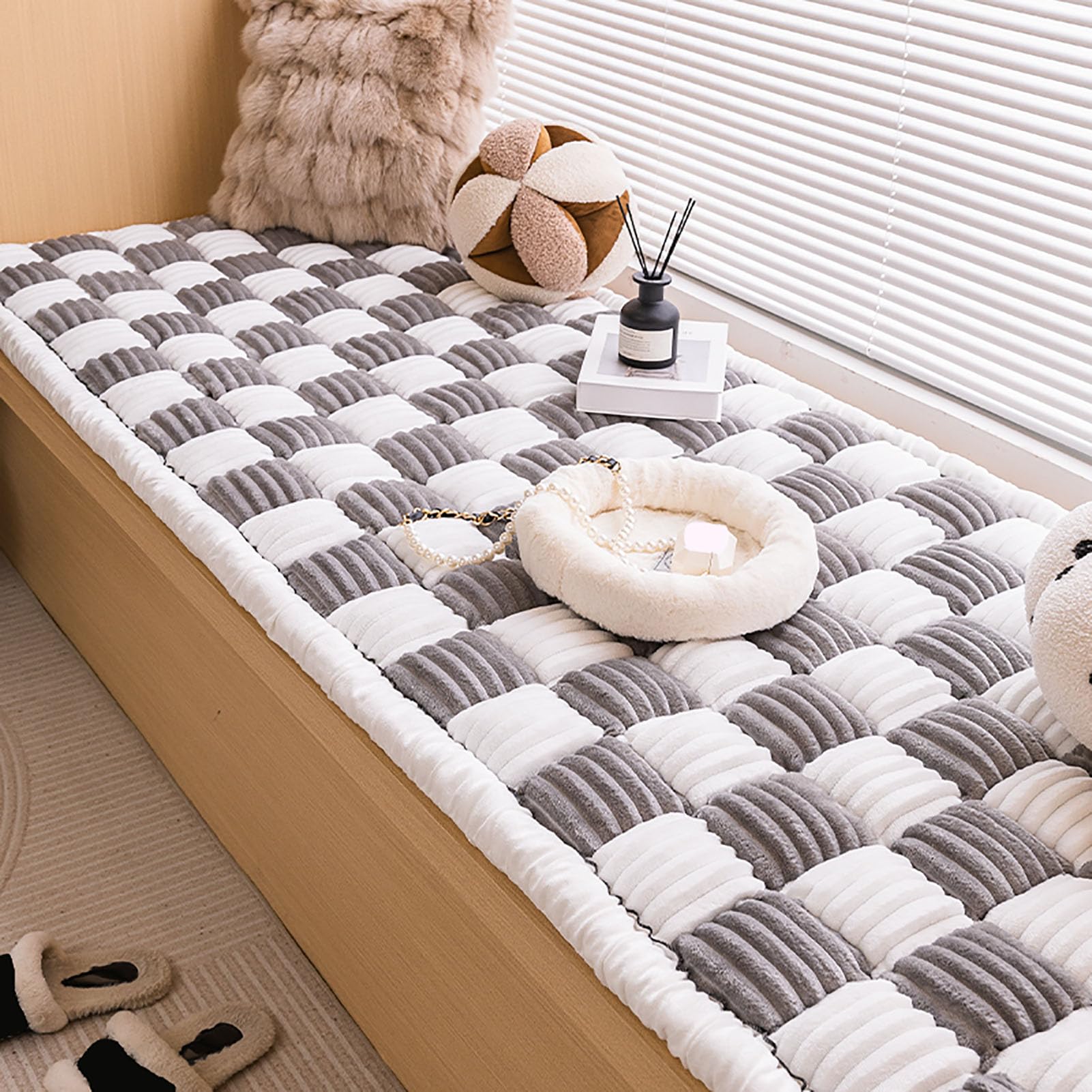 Housse de canapé pour chien pour protéger les meubles du salon avec coussin gris