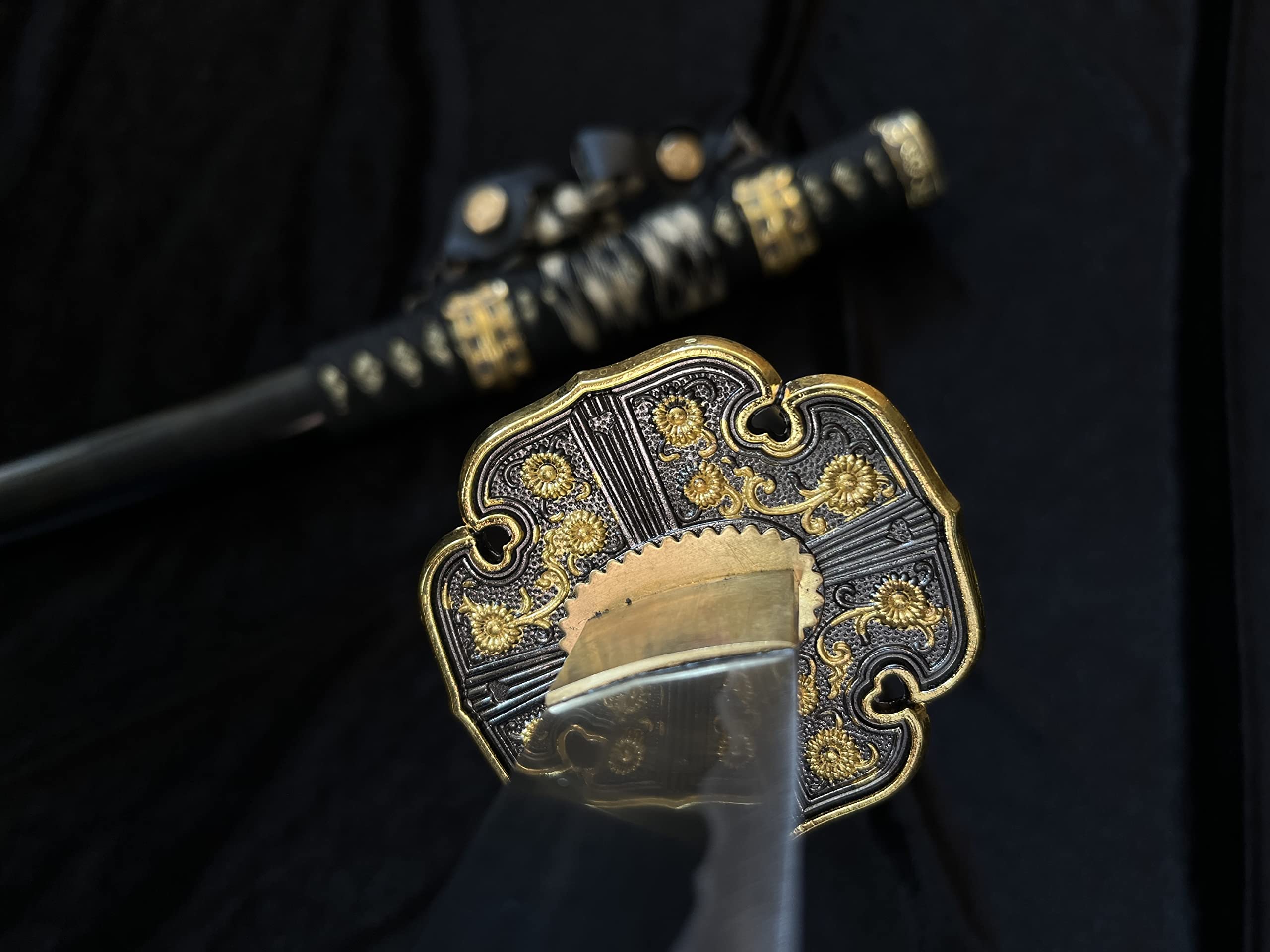 Katana Schwert Echt Scharf zum Training Samurai Schwert Stahl für Erwachsene - Ninja Katana Metall - 18 Jahre Erforderlich