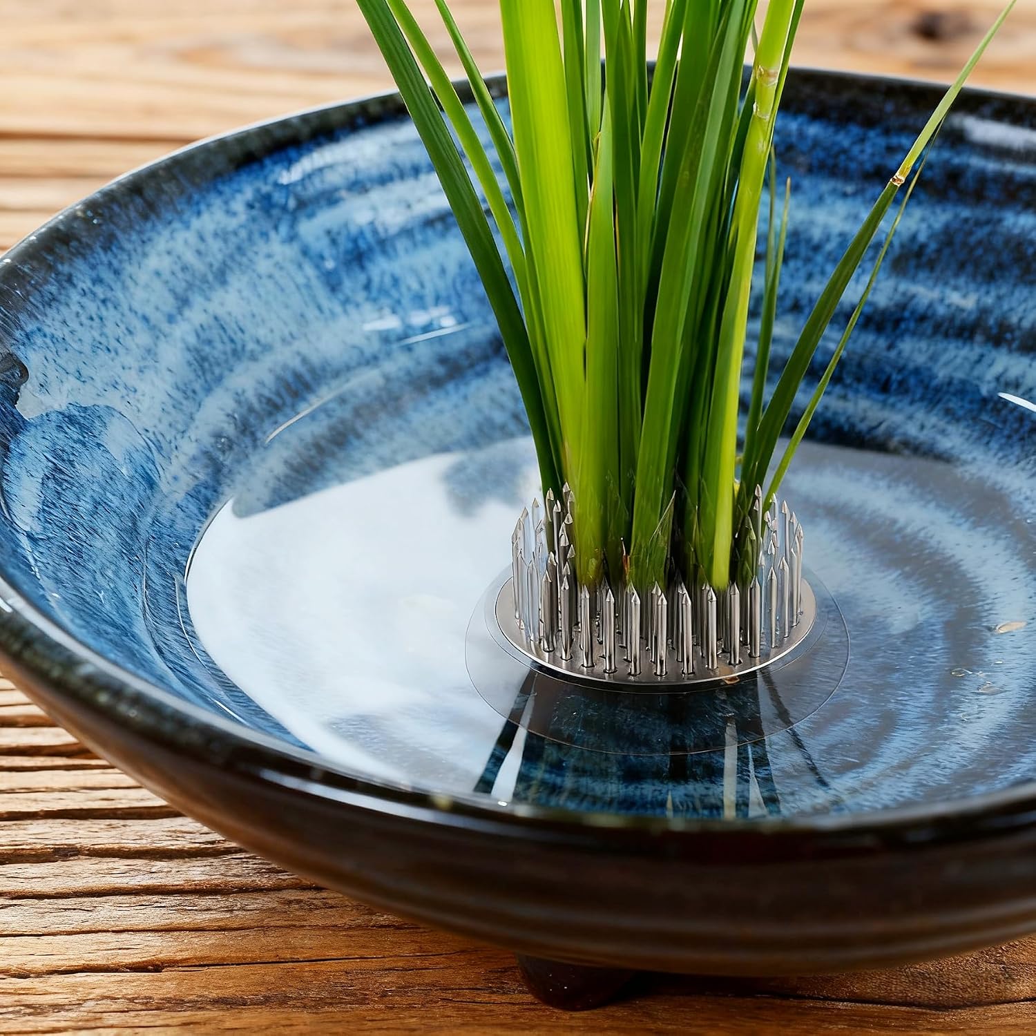 Ikebana Vase Kit - Flower Frog Bowl Set, Japanese Inspired Ceramic Vase with Metal Floral Frog, Flower Stem Holder Bowl Flower Arrangement Decoration (Blue-Small)