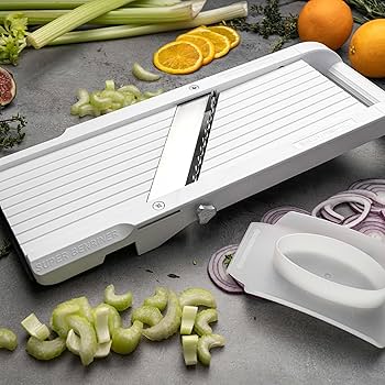 フランス製マンドリンスライサー Amazon | Bron Chef's マンドリンスライサー 安全足と4枚の刃