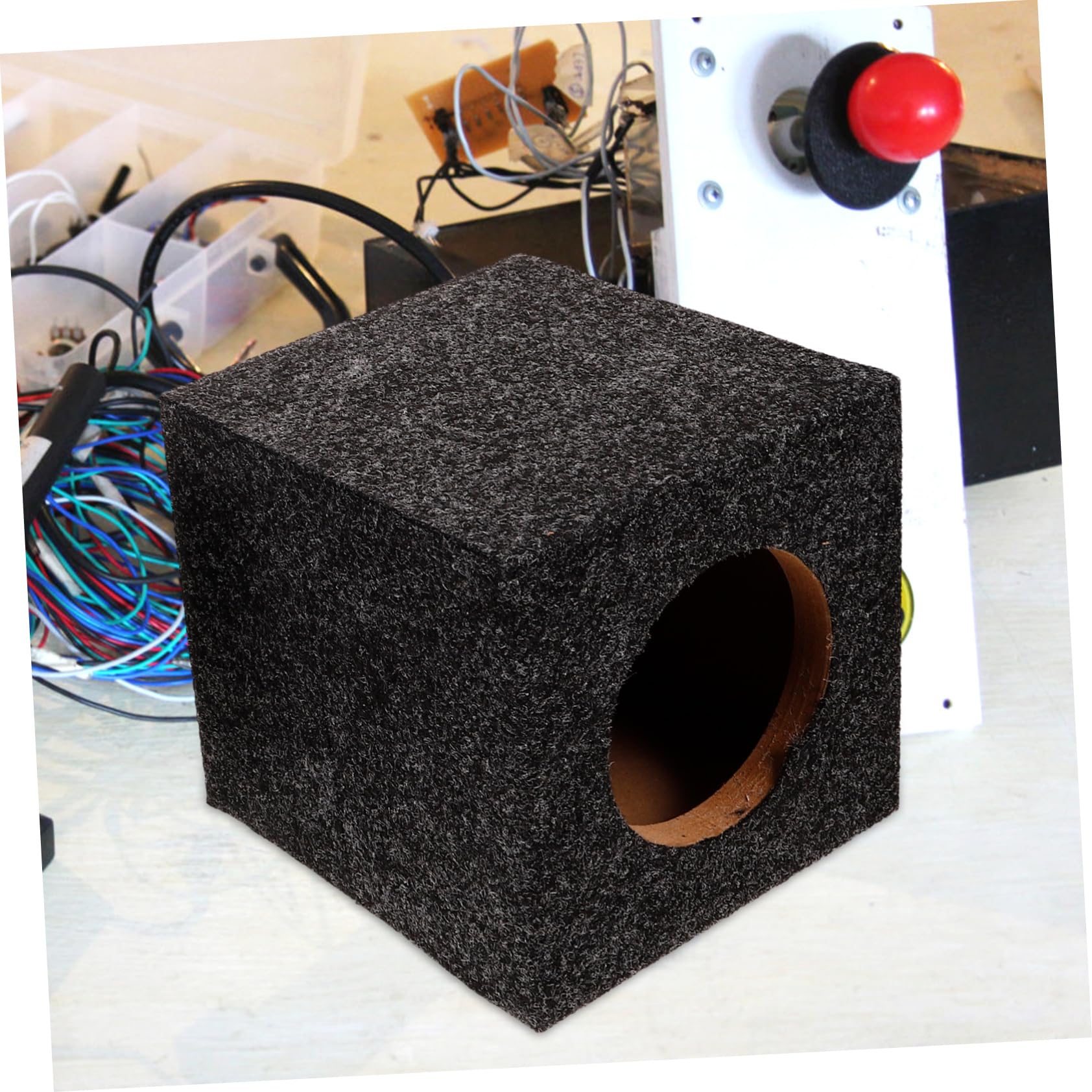 SHINEOFI Box Subwoofer Porta Rivestito in Moquette 4 Pollici per Auto Cassa per Subwoofer Singolo Accessorio di Ricambio per Impianto Audio Auto Miglioramento Bassi e Qualità Sonora
